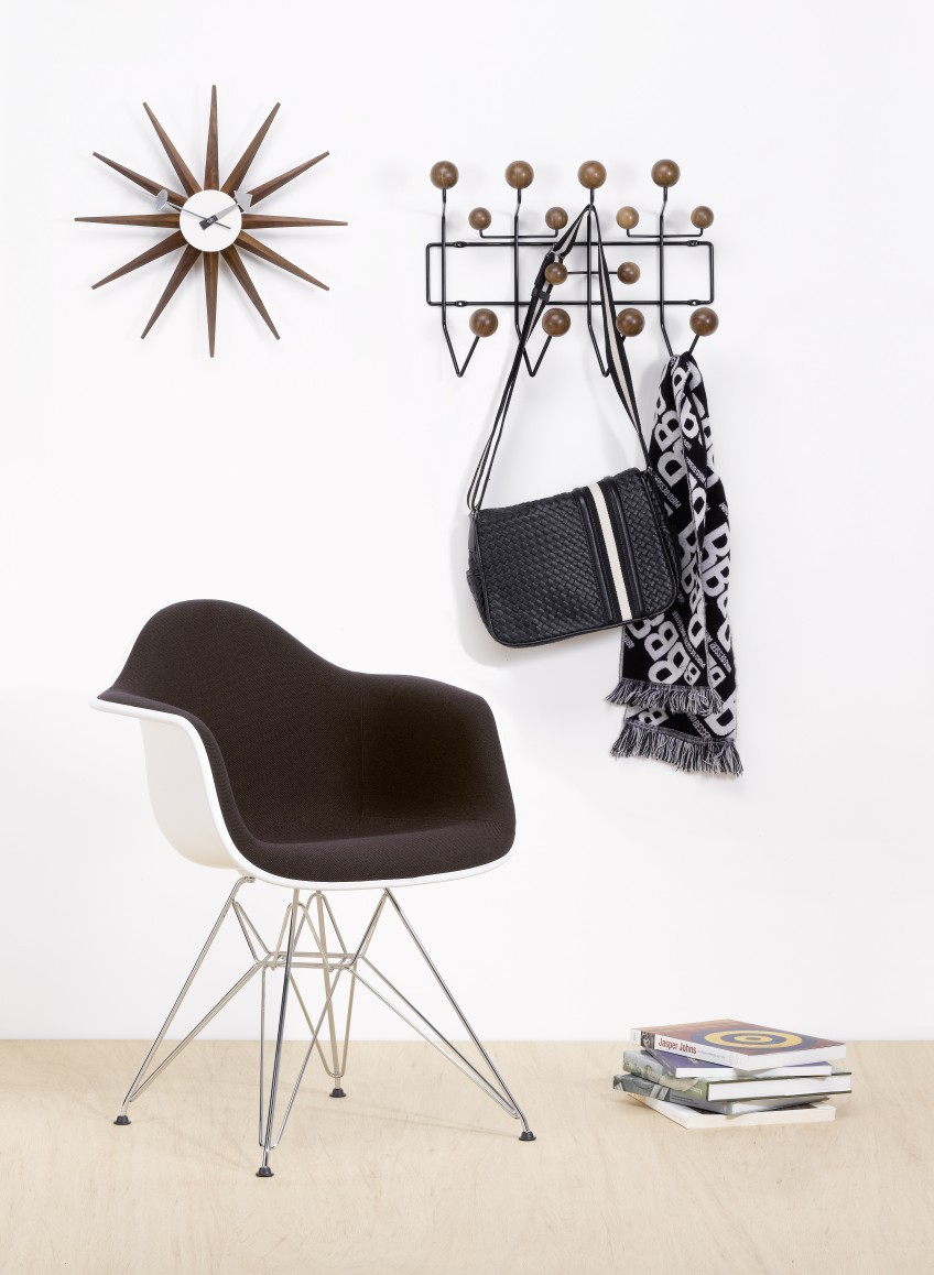 Sunburst Clock Wanduhr - Nussbaum Vitra