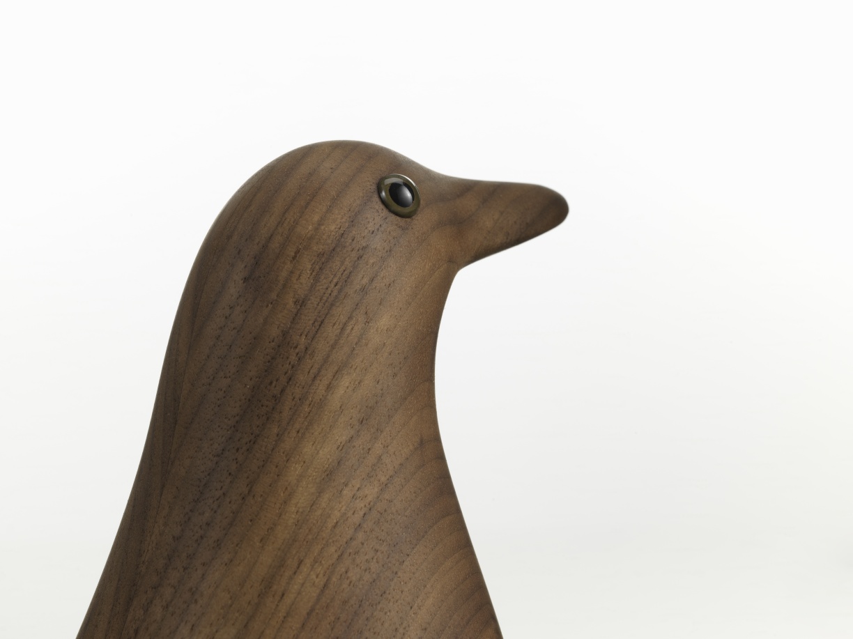 Eames House Bird Skulptur Nussbaum Vitra NEUE VERSION