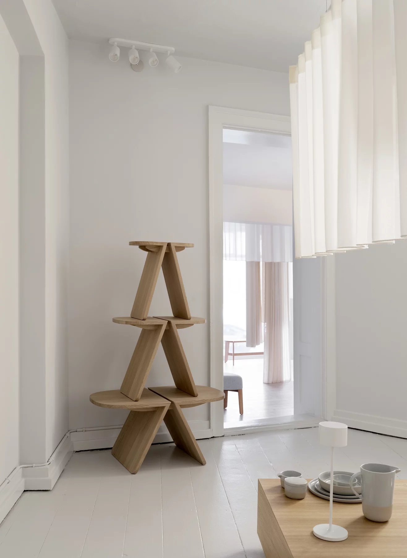Avio Beistelltisch B 80 x T 43 x H 38 cm Blomus