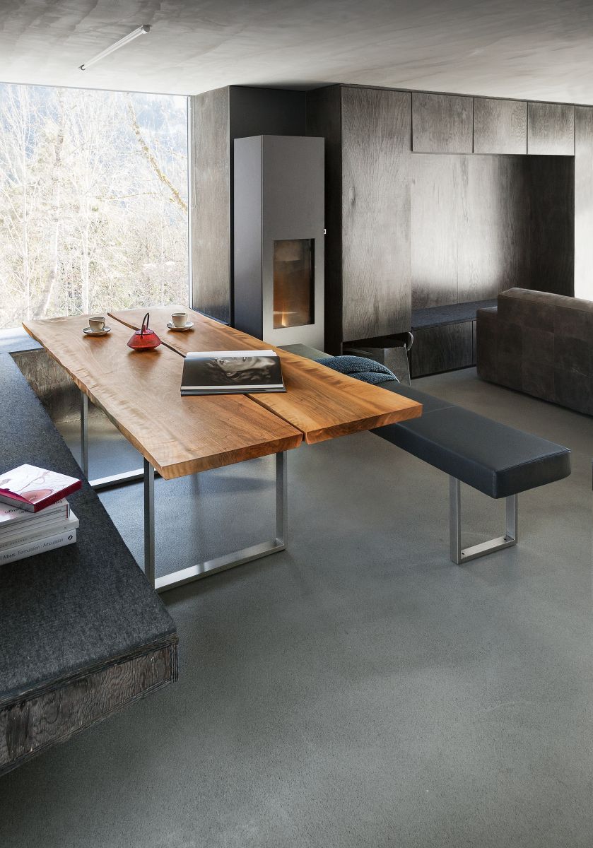 Authentic Classic Tisch Girsberger
