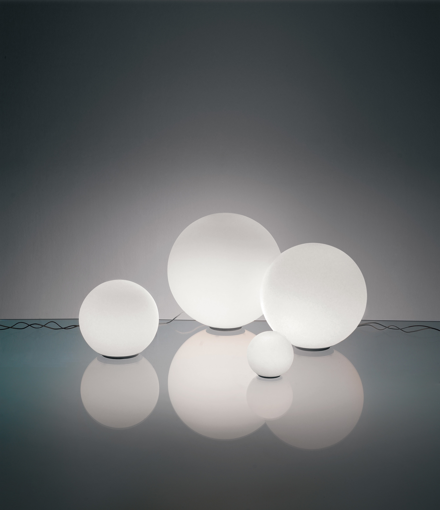 Dioscuri 25 Table Tischleuchte Weiß Artemide