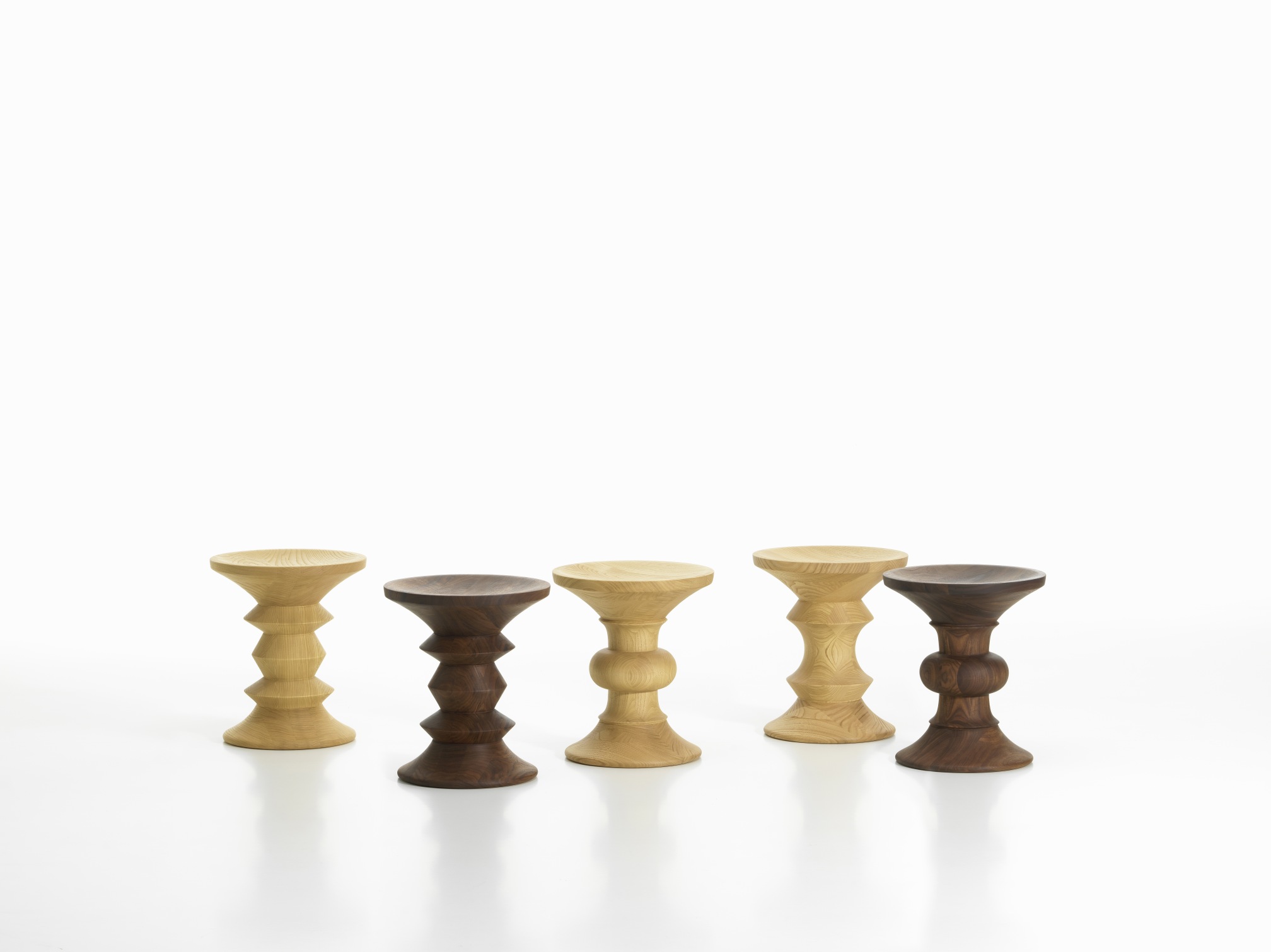 Eames Stools C Hocker Vitra NEUE VERSION 