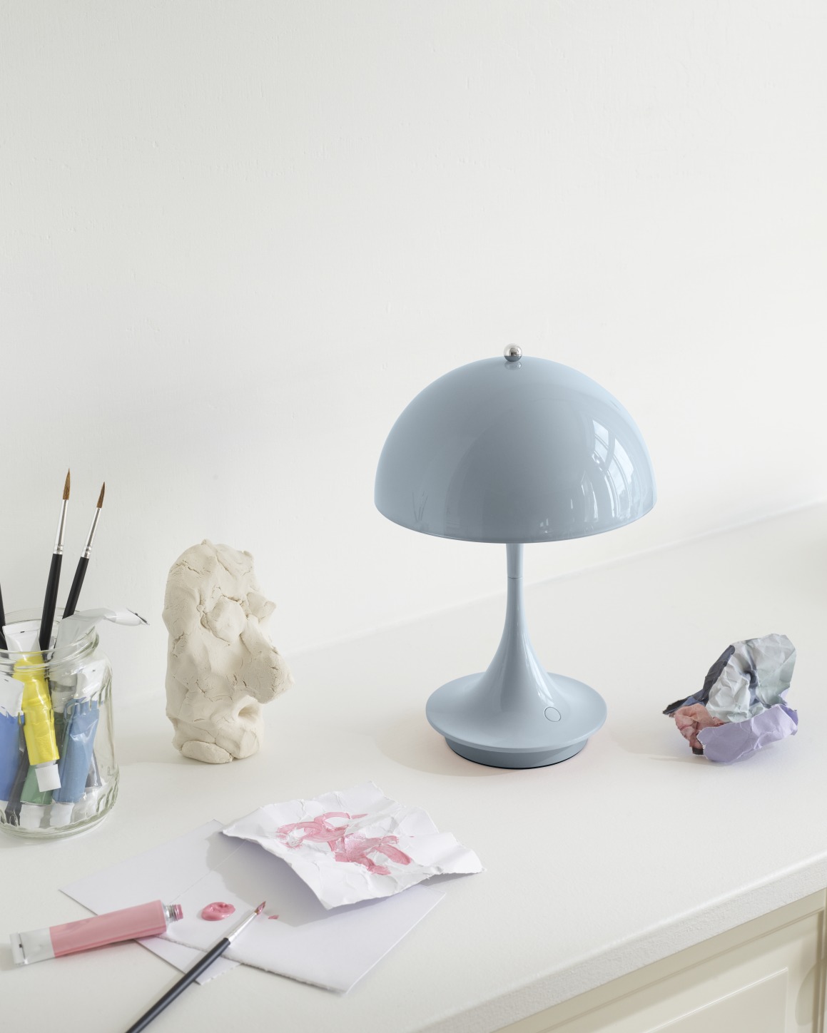 Panthella 160 Portable Akku LED-Tischleuchte Indoor/Outdoor Louis Poulsen Opal Pale blau EINZELSTÜCK