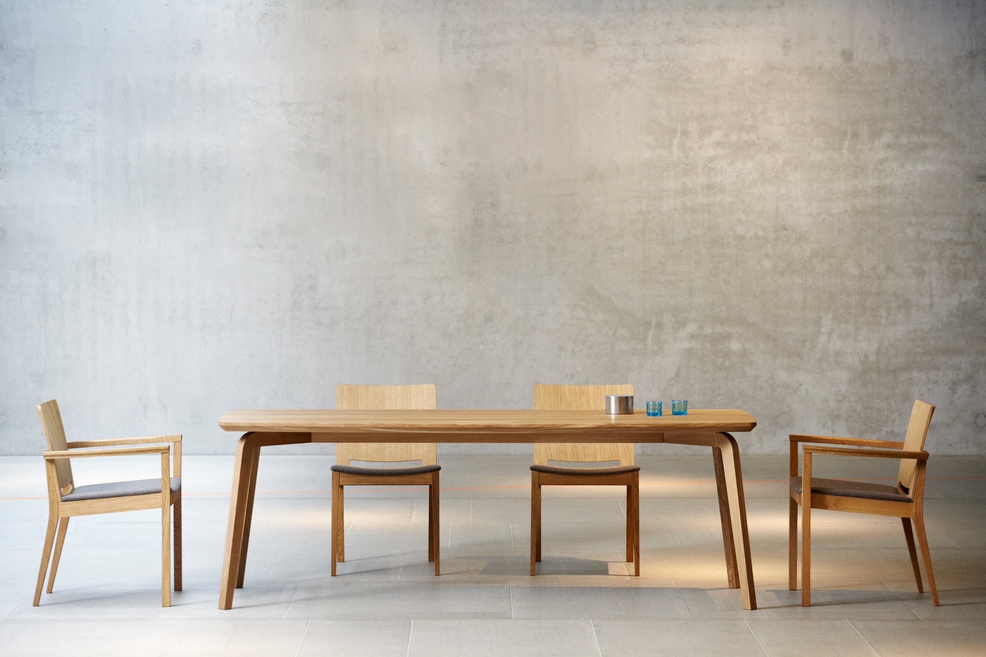 Dweller Tisch Jan Kurtz