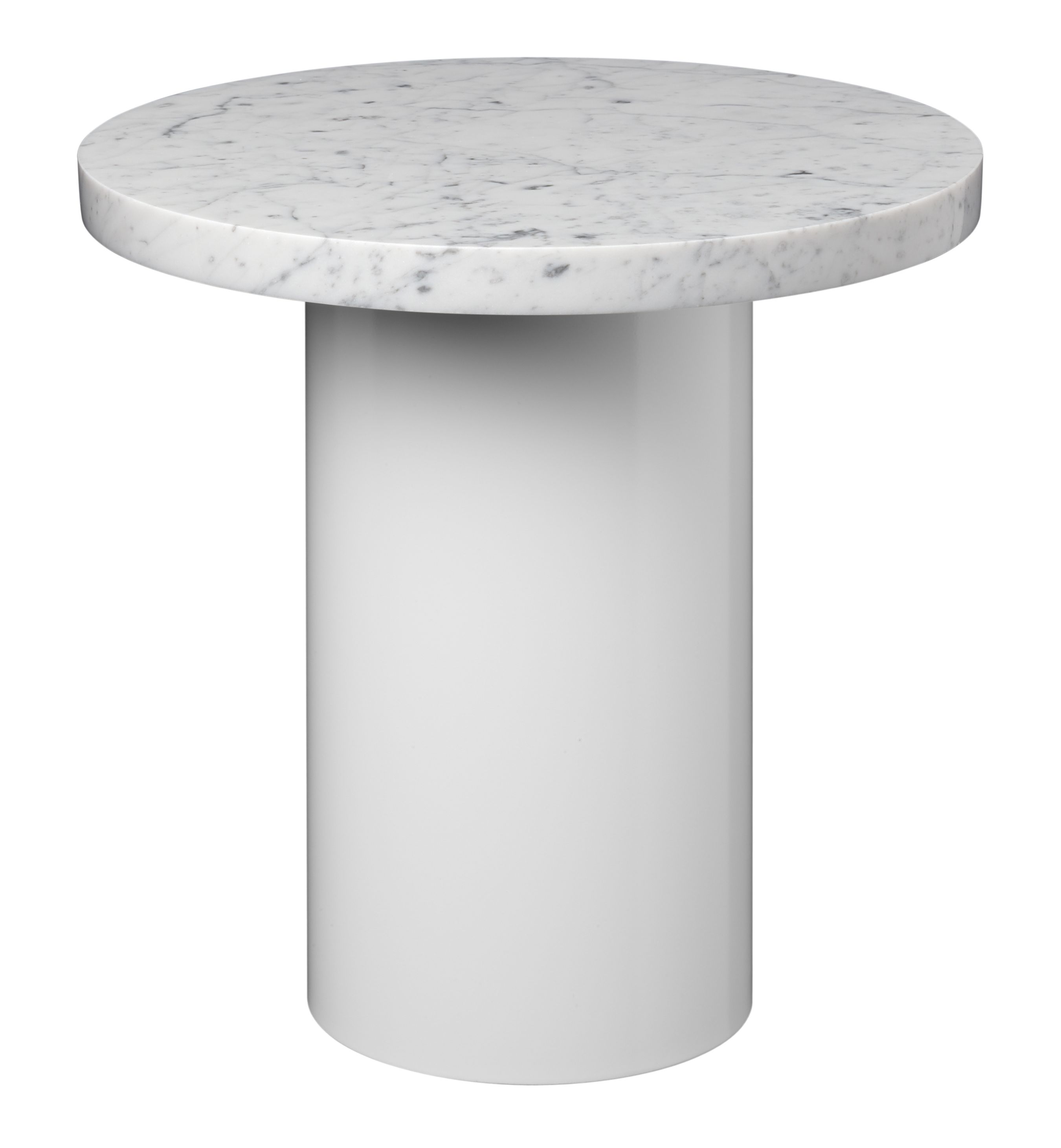 Enoki Beistelltisch von e15 mit runder Marmorplatte und weißem, zylindrischem Fuß.
