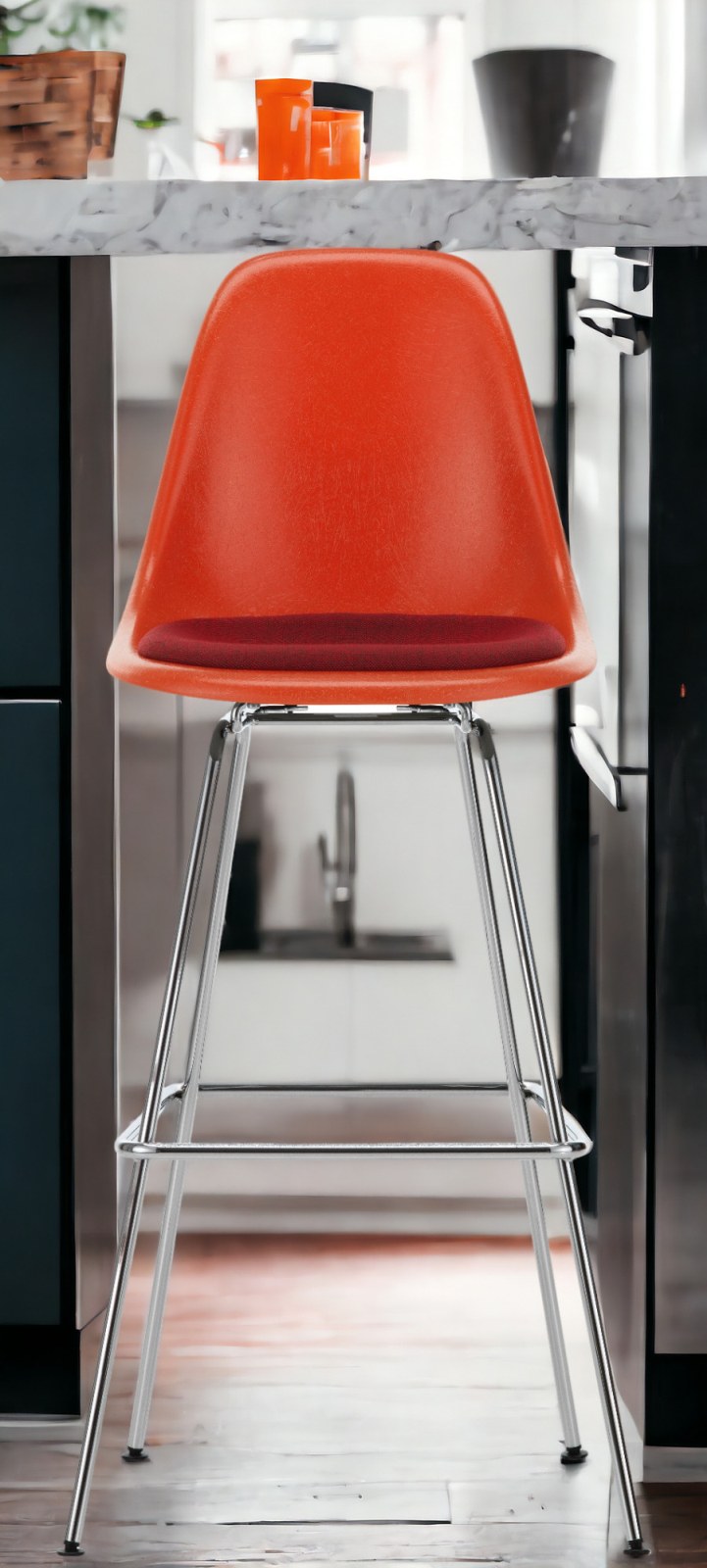 Eames Fiberglass Bar Stool High Barhocker mit Sitzpolster Vitra