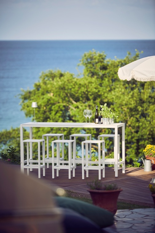 Happy Hour Outdoor Tresentisch Jan Kurtz