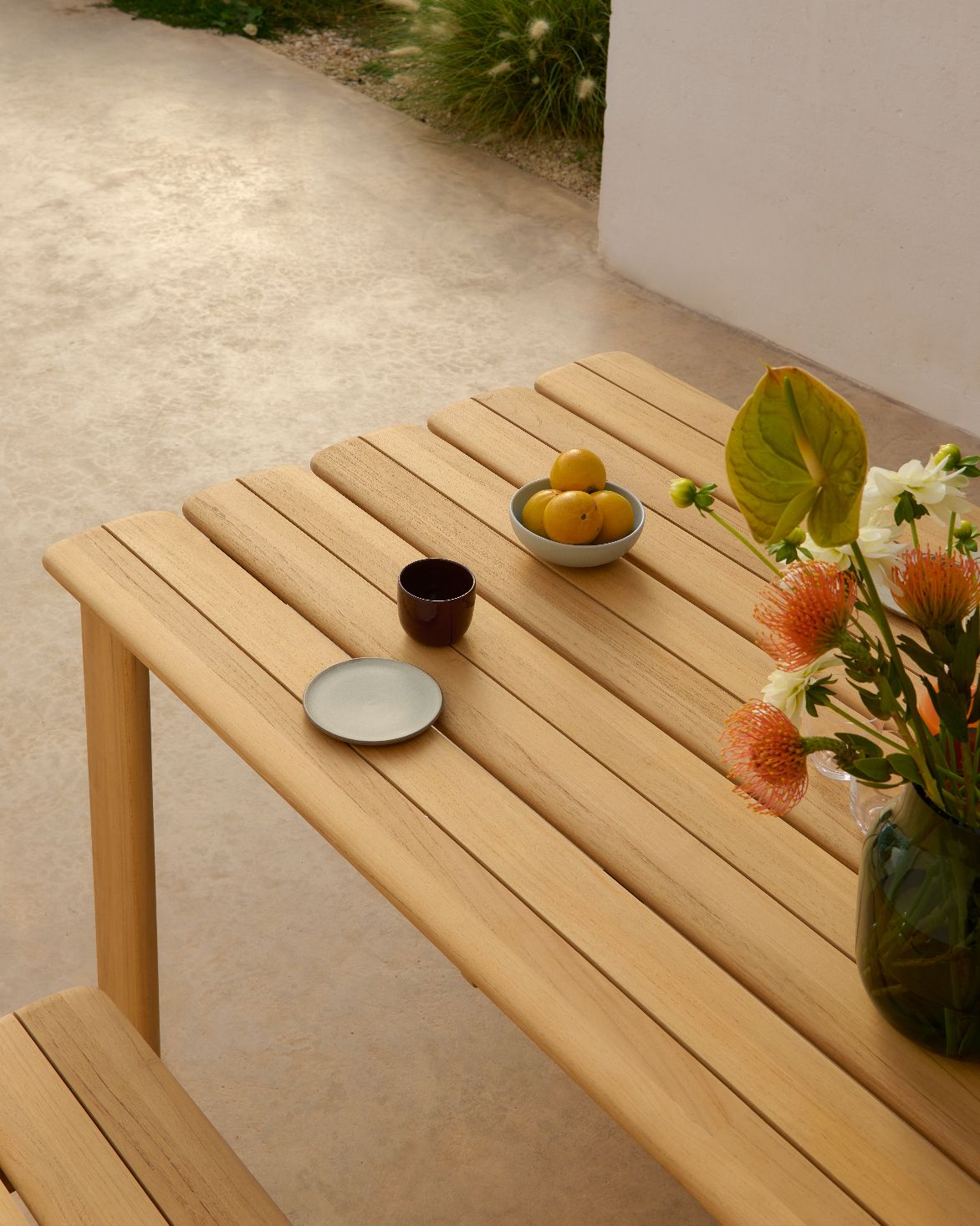 Assemble Bench Bank Teak Outdoor Muuto