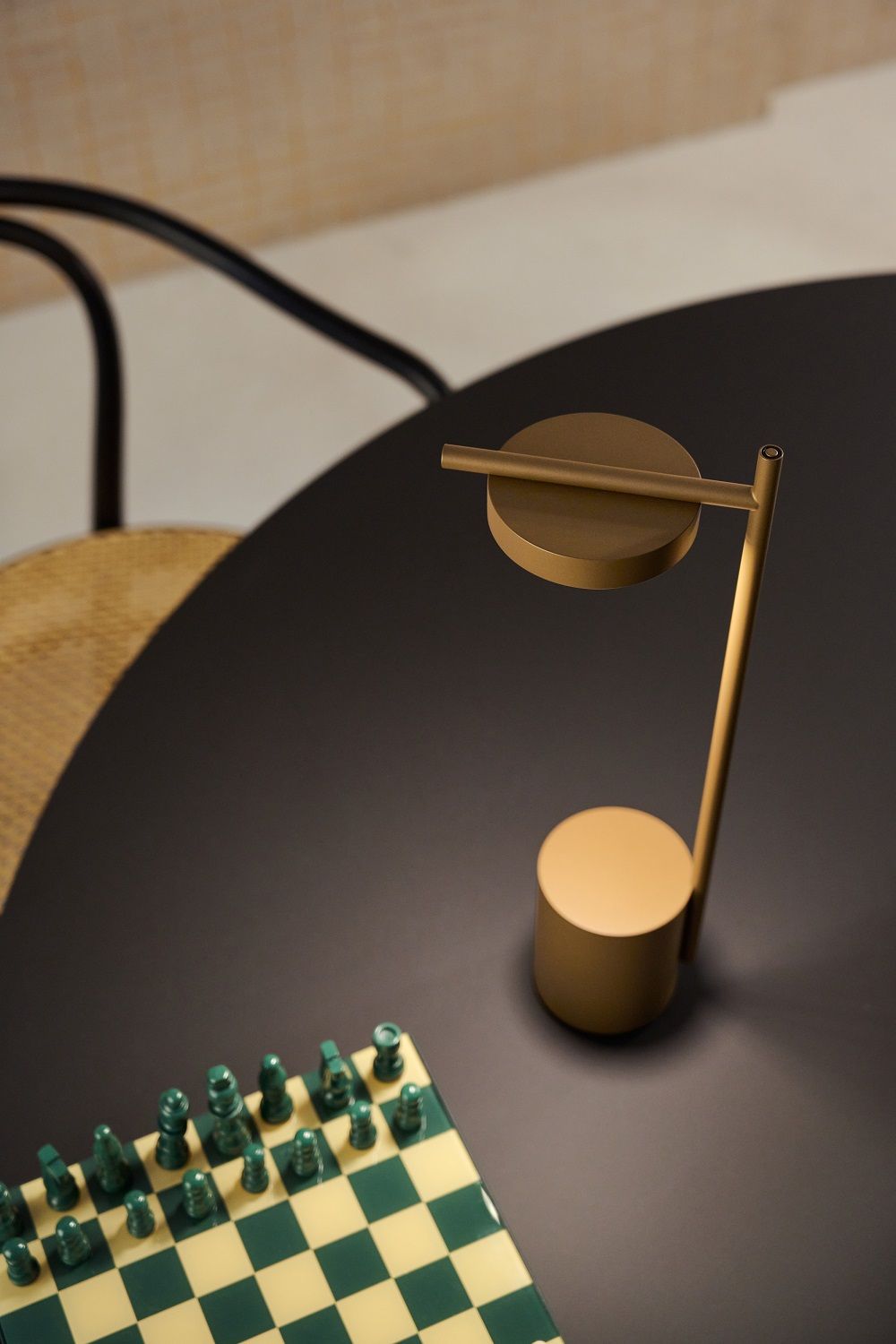 Igram Portable Table Lamp Shape I Akkuleuchte / Tischleuchte Grupa
