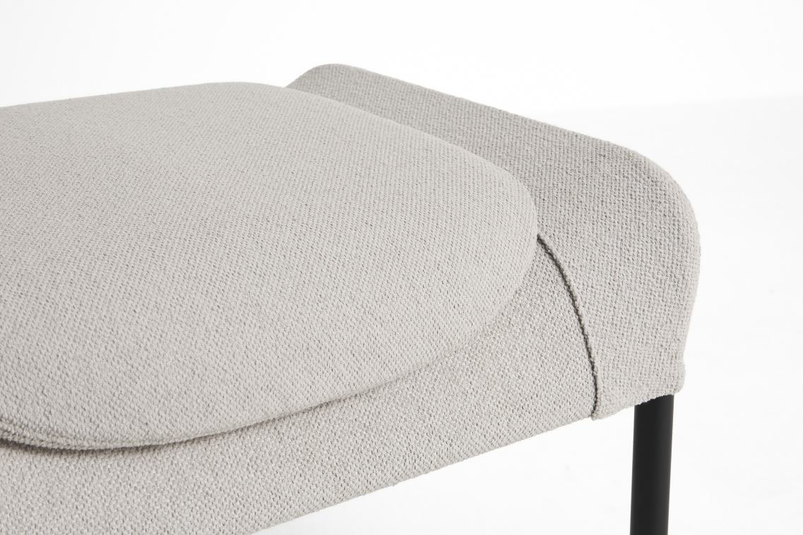 02 Ottoman Hay 