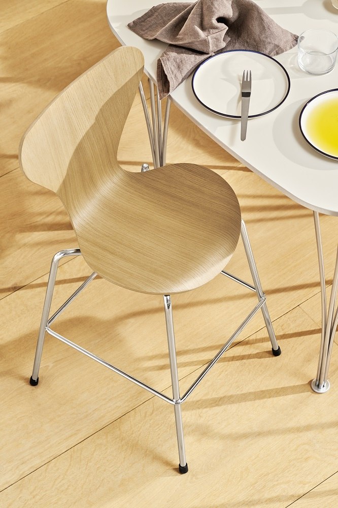 Series 7 Junior Chair Kinderhochstuhl Fritz Hansen