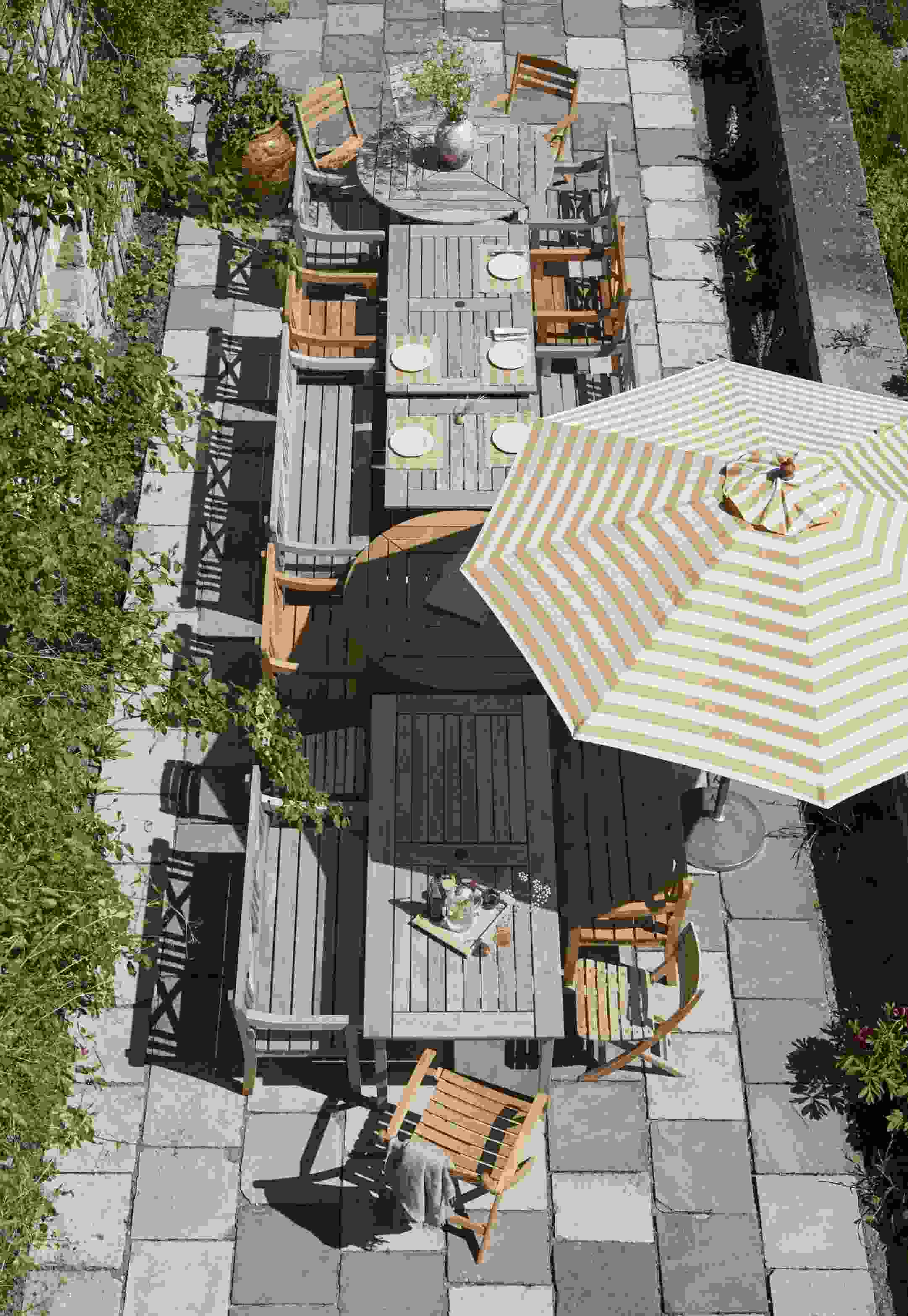 Drachmann Table Tisch Ø 126 cm Outdoor Skagerak by Fritz Hansen