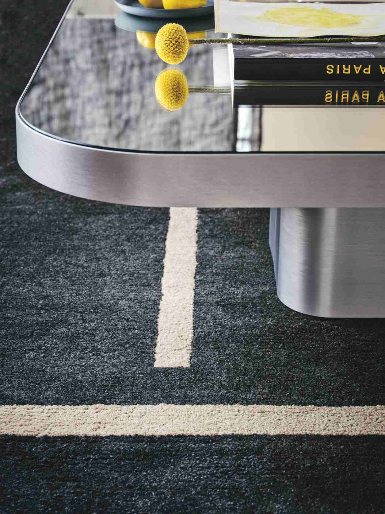 Bow Coffee Table Couchtisch No. 2 ClassiCon 