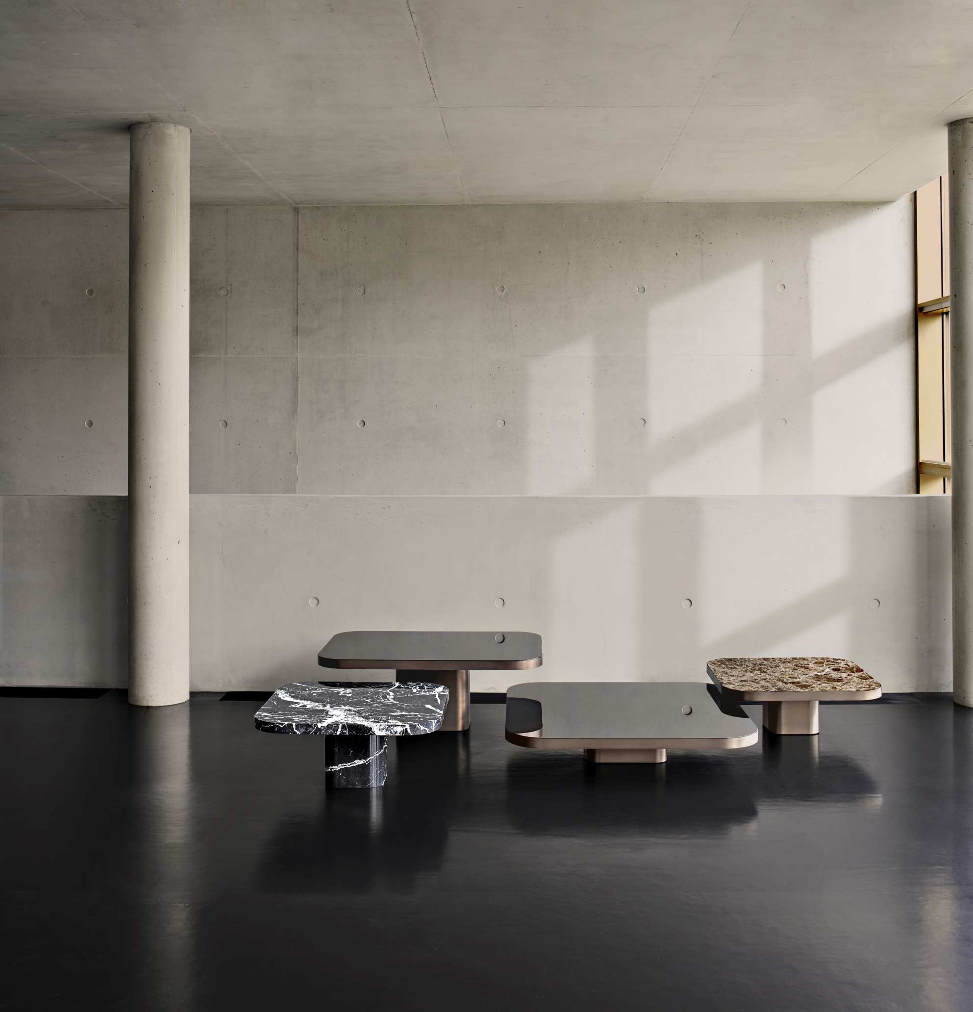Bow Coffee Table Couchtisch No. 4 ClassiCon 