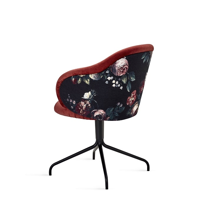 Ona 2020 Curved Armchair Armlehnenstuhl Freifrau Manufaktur