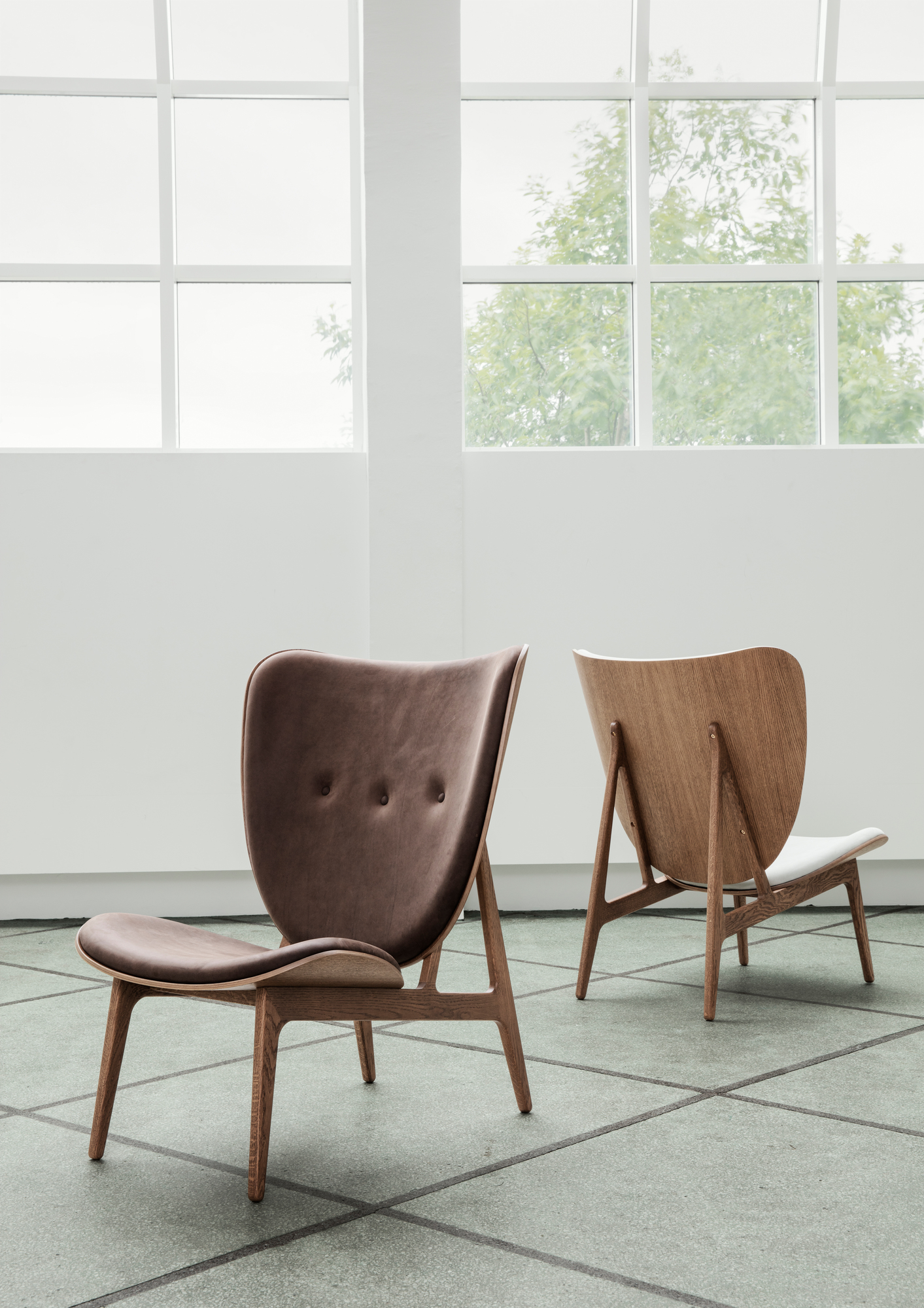 Elephant Lounge Sessel Eiche natur / Leder Dunes Camel