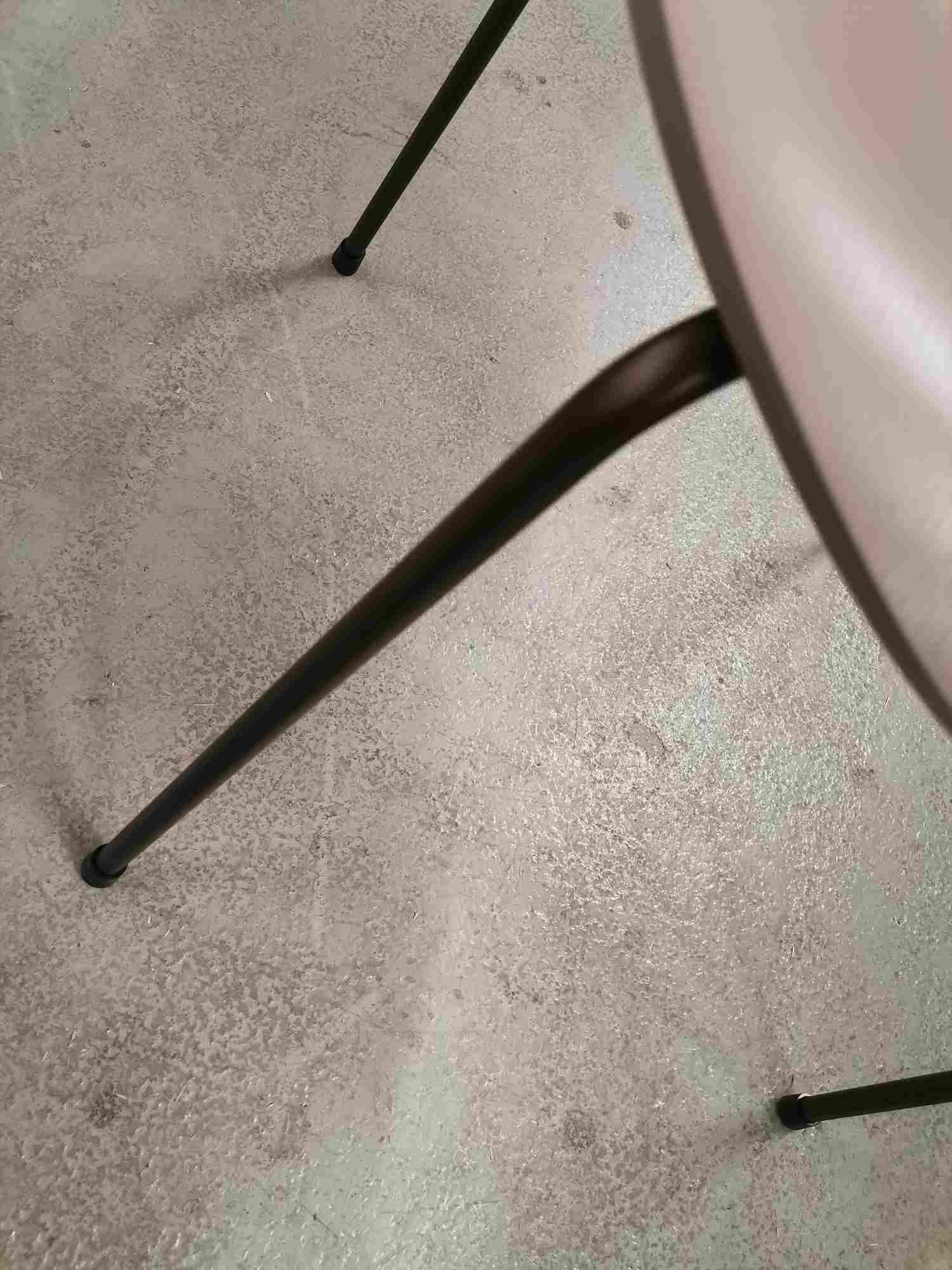 Siebener / Serie Stuhl 3107 Esche Deep Clay/Braunbronze SH 46 Fritz Hansen EINZELSTÜCK