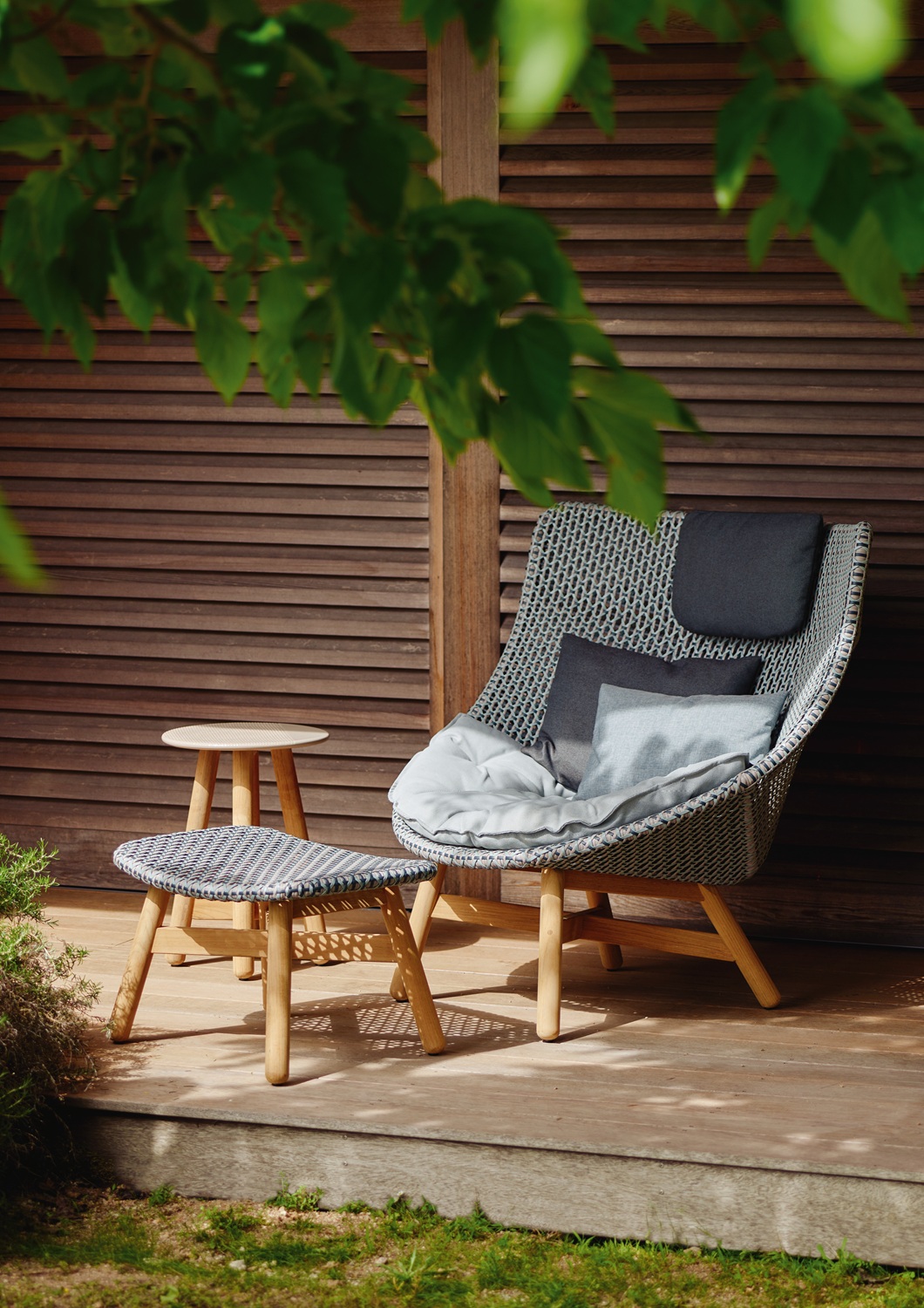 Mbrace Outdoor Wing chair Hochlehner Dedon