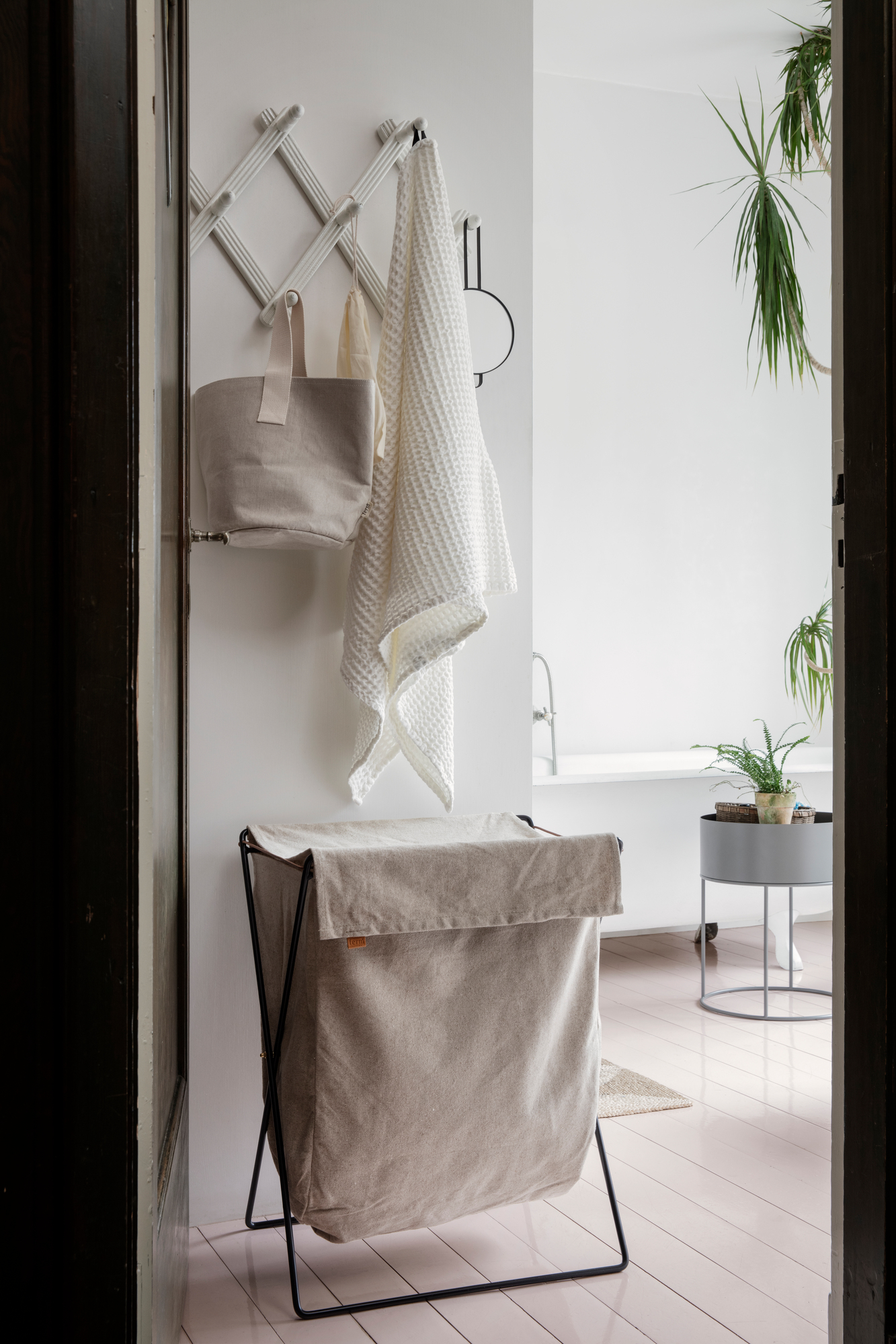 Plant Box Rund Ferm Living EINZELSTÜCK