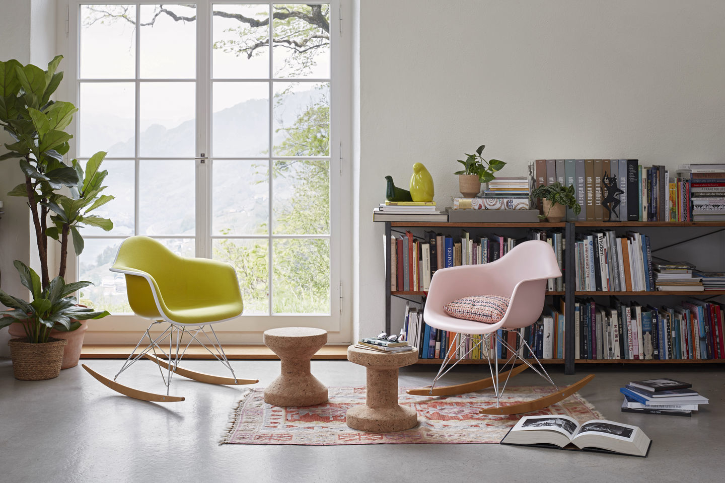 Vitra Eames Plastic Arm Rocking Chair RAR Schaukelstuhl Ahorn dunkel-Schwarz-Weiss