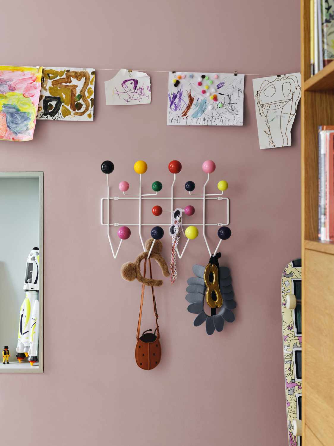 Eames Hang it all Garderobe mehrfarbig Vitra NEUE VERSION