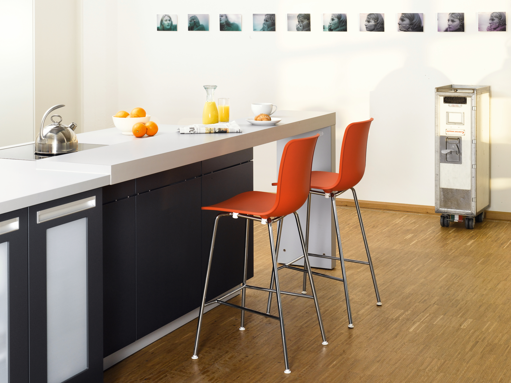 Hal RE Stool Medium Barhocker Vitra
