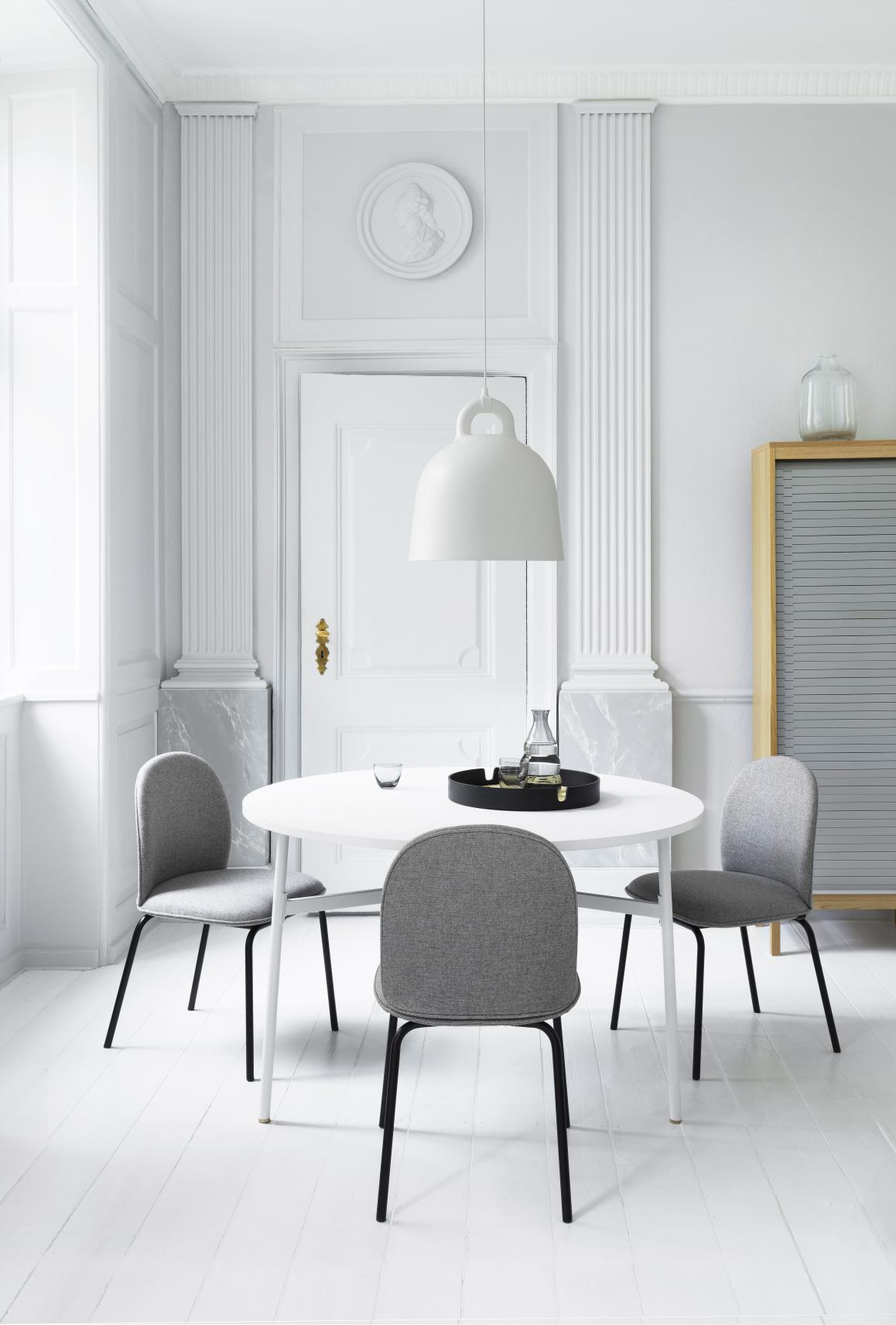 Bell Lamp Hängeleuchte Normann Copenhagen Sand Ø 35 cm