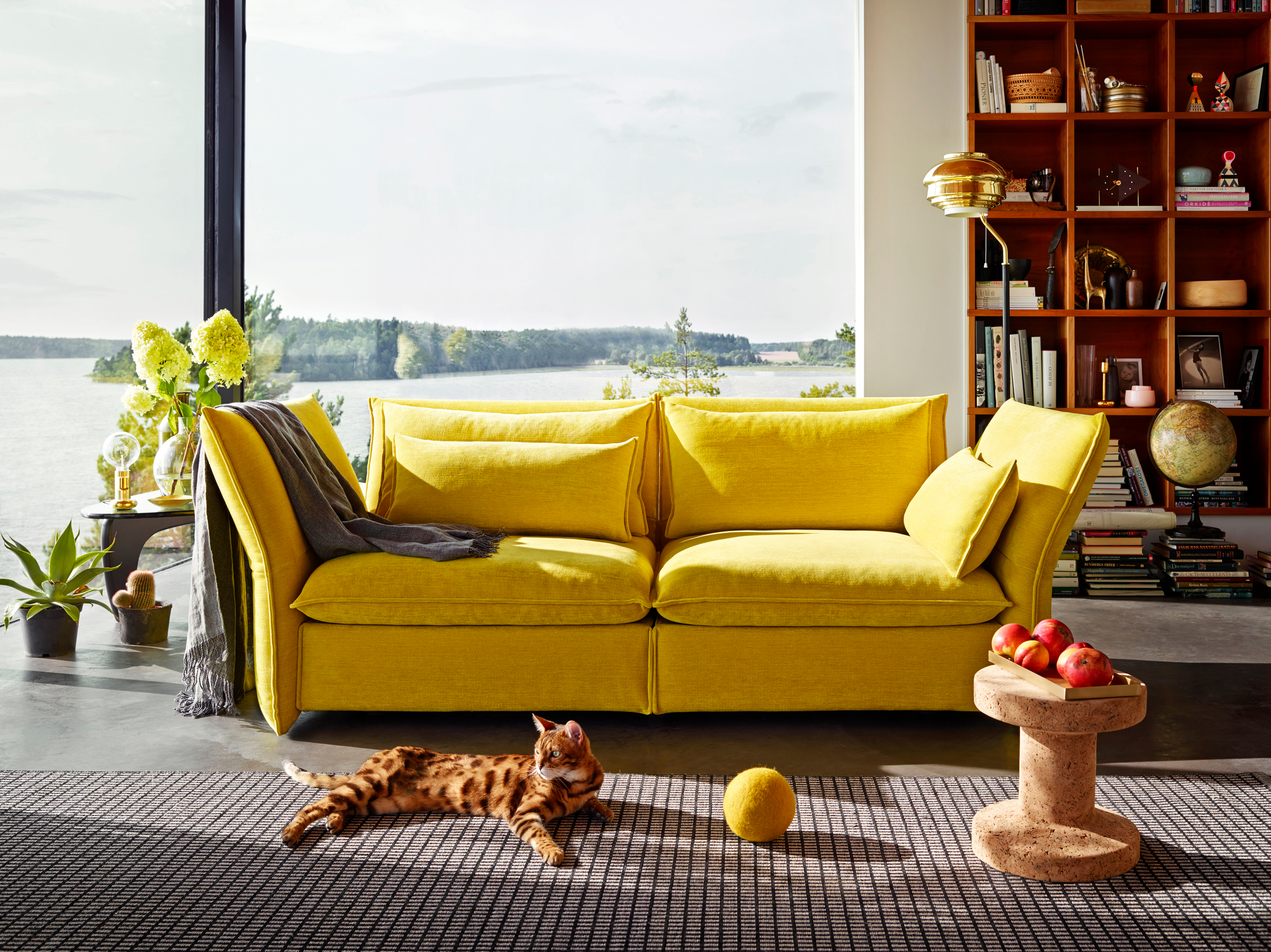 Mariposa 2-Sitzer Sofa Goldbraun Vitra