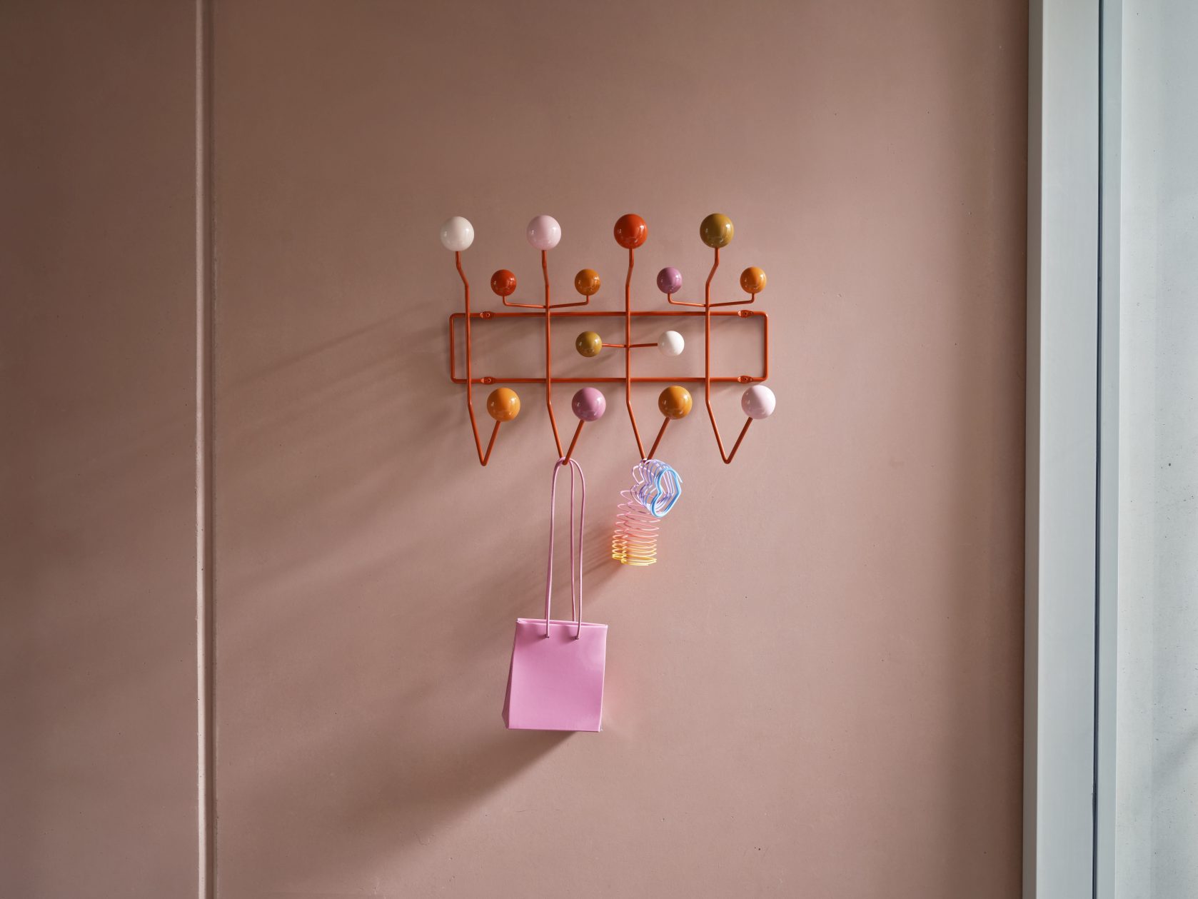 Eames Hang it all Garderobe Warm Vitra NEUE VERSION 