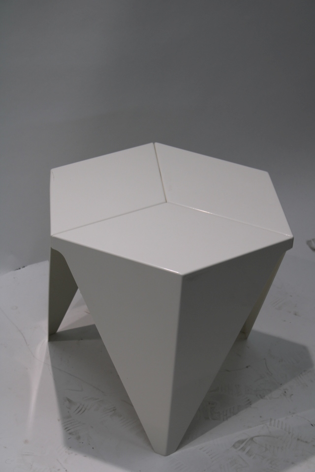Prismatic Table Beistelltisch WEISS Vitra MÄNGELEXEMPLAR