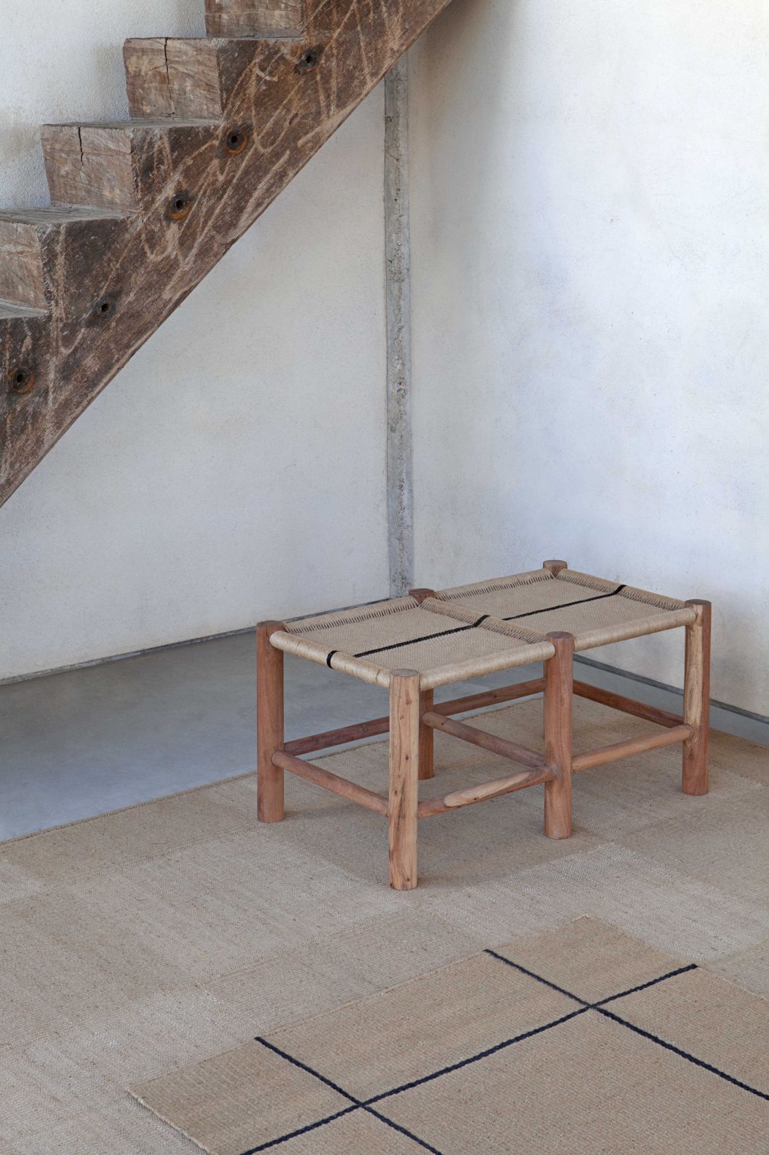 Roots Double Stool Bank 01 Gan Roots Double Stool Bank 01 Gan