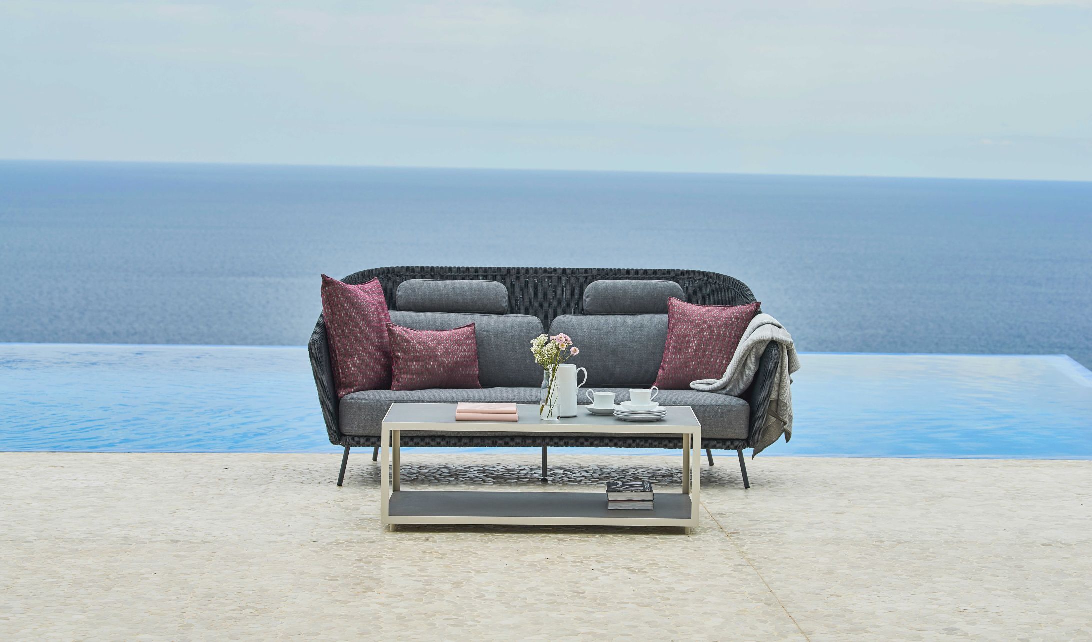 Mega Outdoor Sofa Cane-Line
