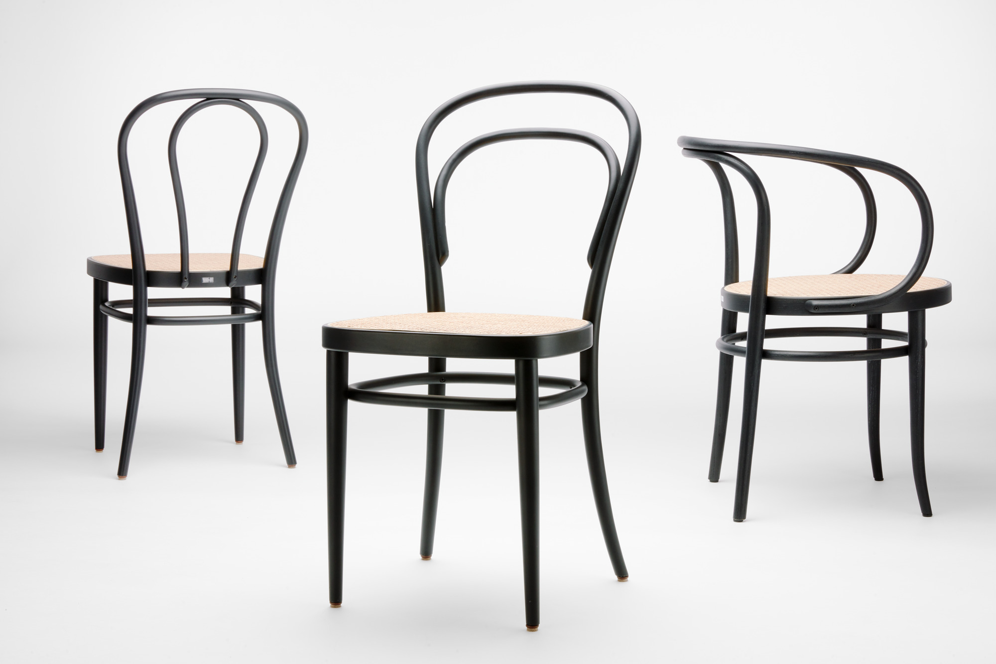 214 Bugholzstuhl - Kaffeehausstuhl Thonet