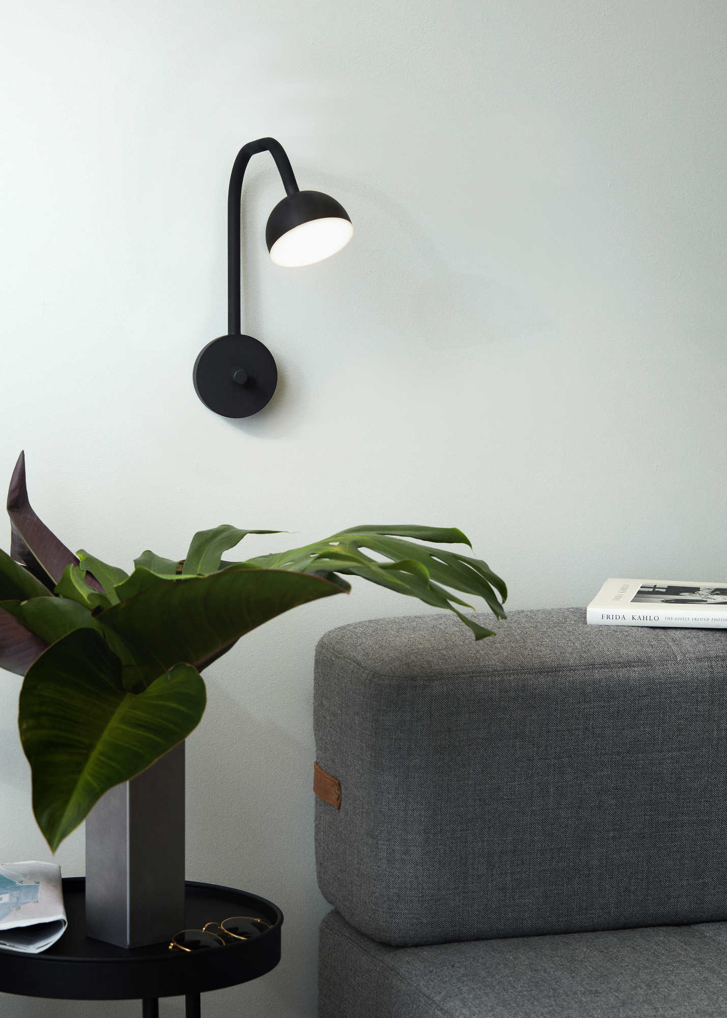 Blush LED Wandleuchte schwarz Northern