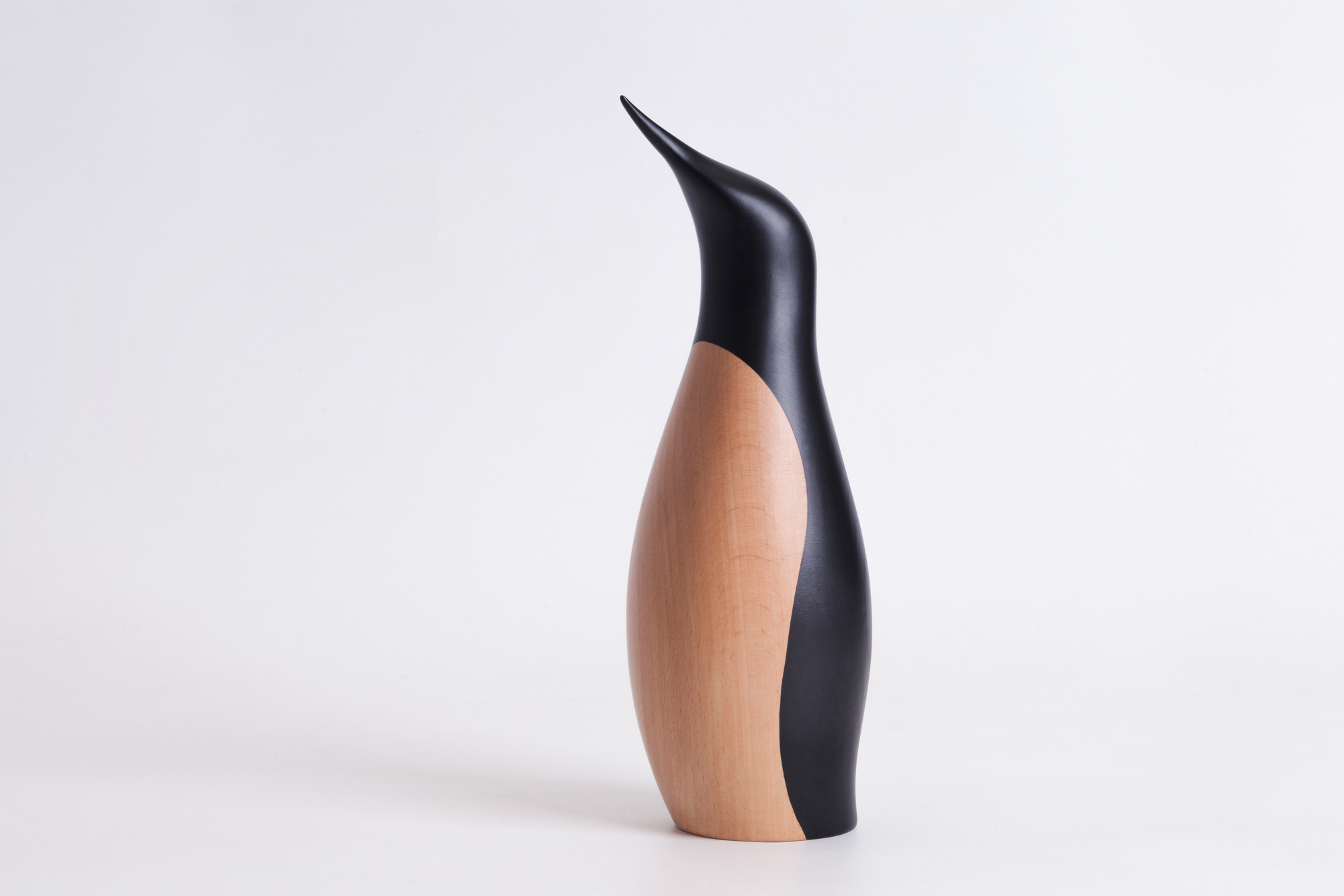 Kleiner Pinguin Holzfigur Architectmade EINZELSTÜCK