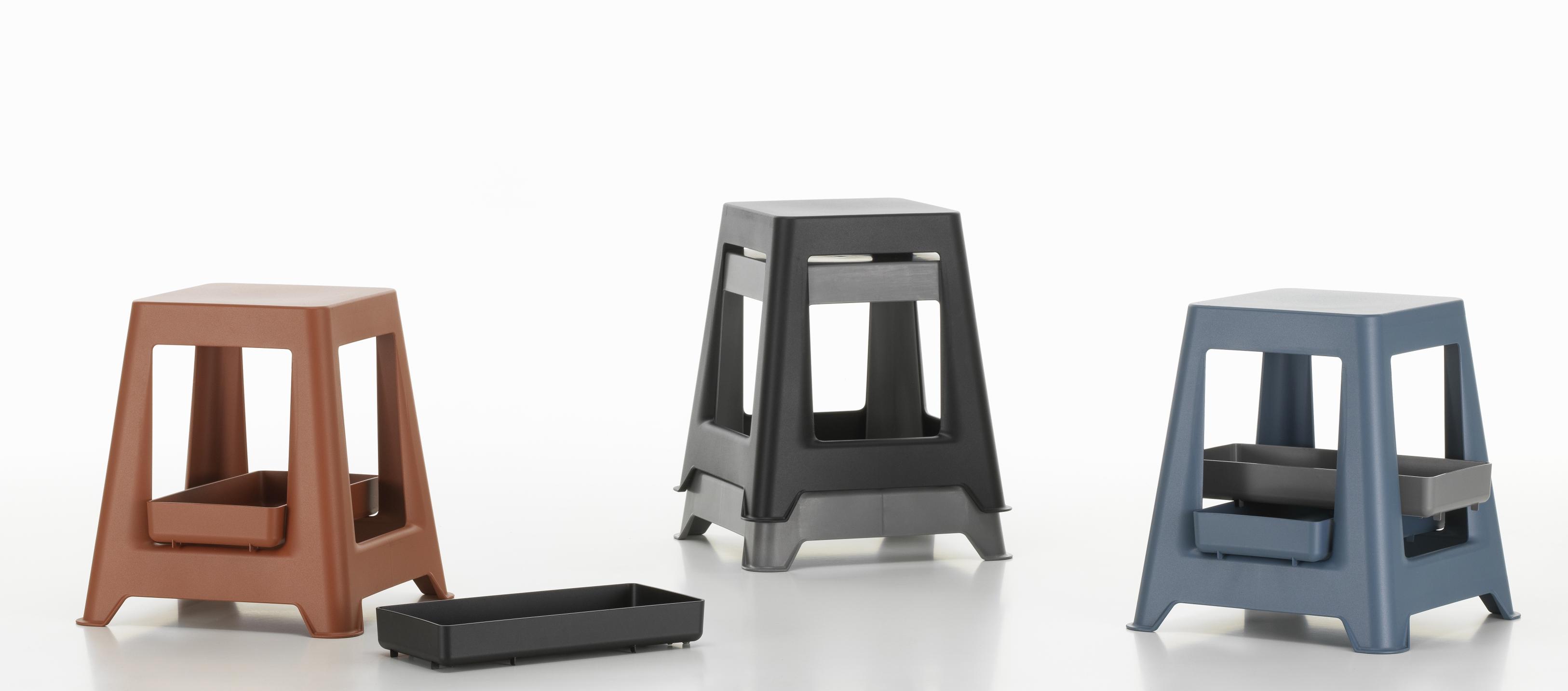 Chap Hocker RE  Vitra