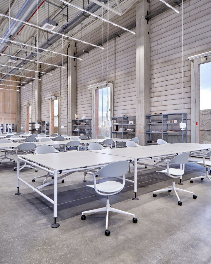 Mynt Rücken und Sitz Kunststoff Bürodrehstuhl Vitra