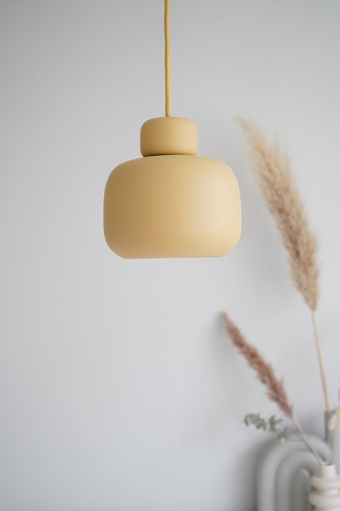 Stone Pendant Pendelleuchte klein Mustard Woud Stone Pendant Pendelleuchte klein Mustard Woud
