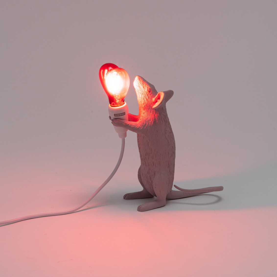 Mouse Lamp Step Love Edition USB Tischleuchte Seletti