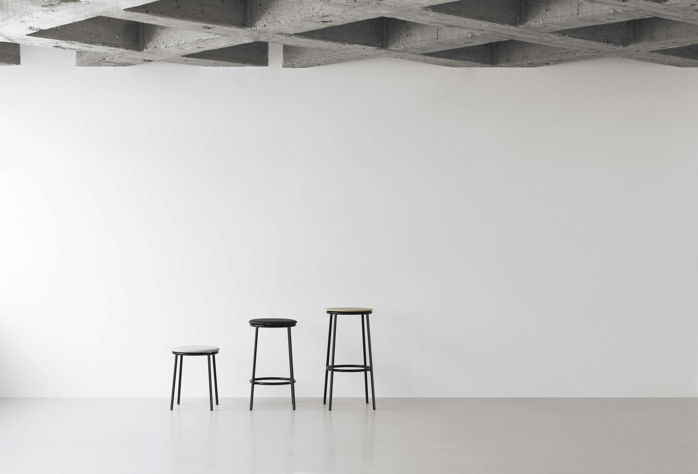 Circa Barstool H 75 cm Barhocker Normann Copenhagen