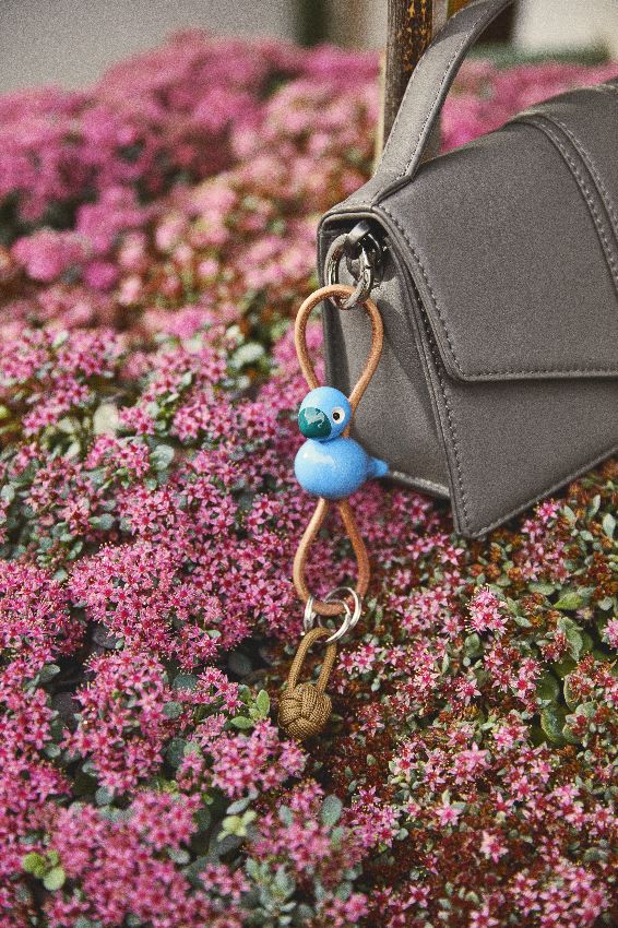 Vogel Blau Schlüsselanhänger silberfarbenes Metall mit Naturleder Kay Bojesen