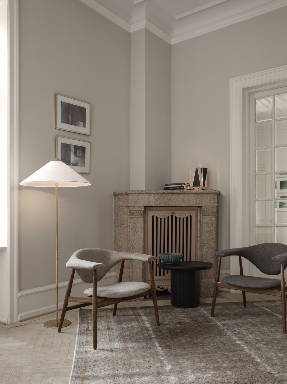 Moon Coffee Table Couchtisch 60 Gubi