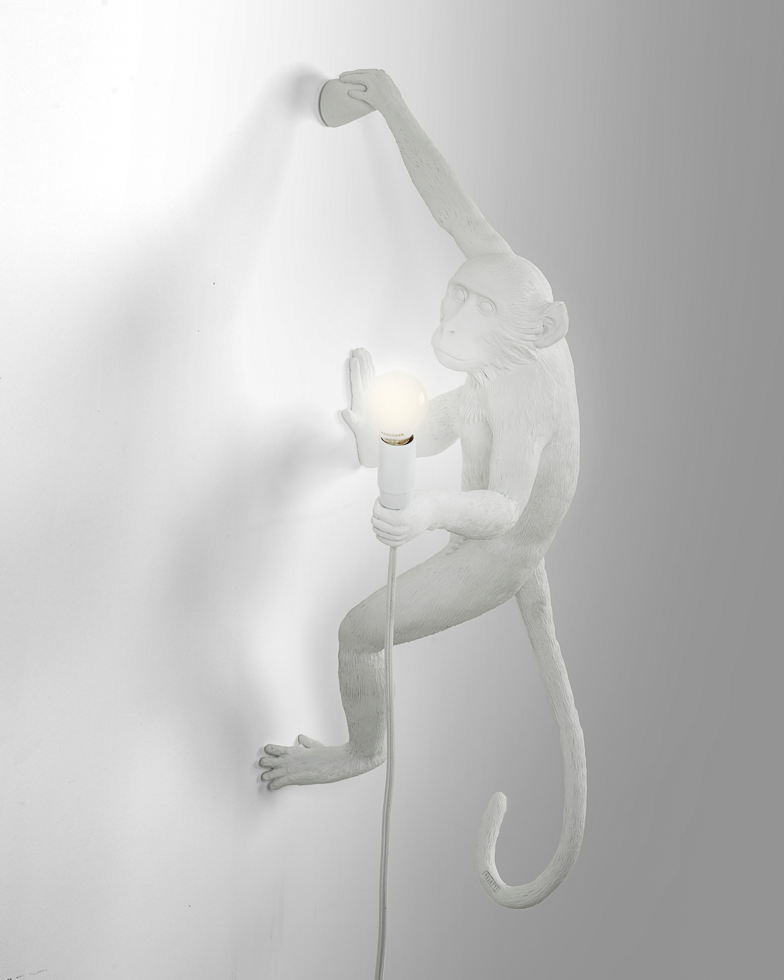 Monkey Lamp Wandleuchte rechts Seletti
