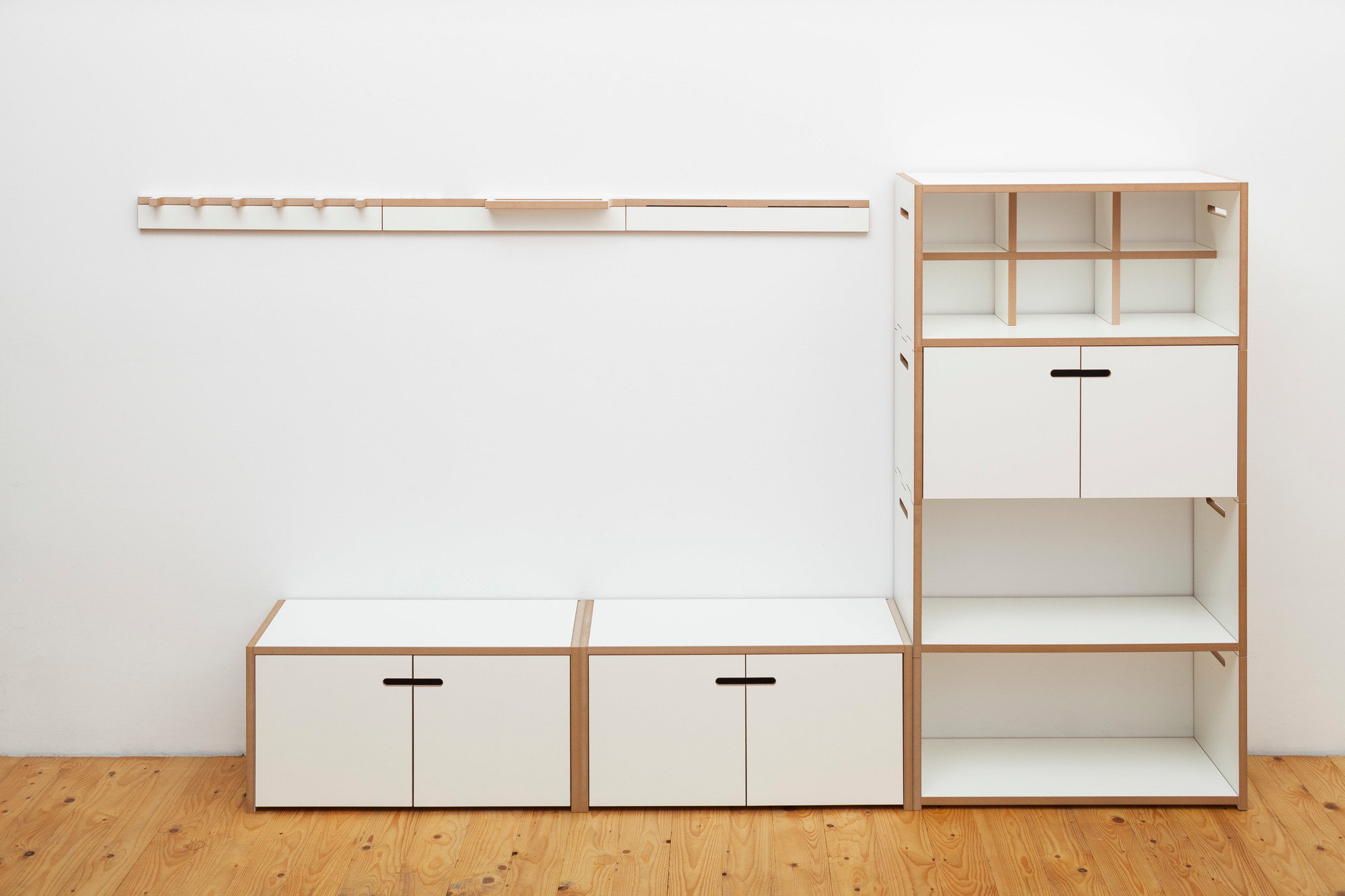 Grad Garderobe Tojo