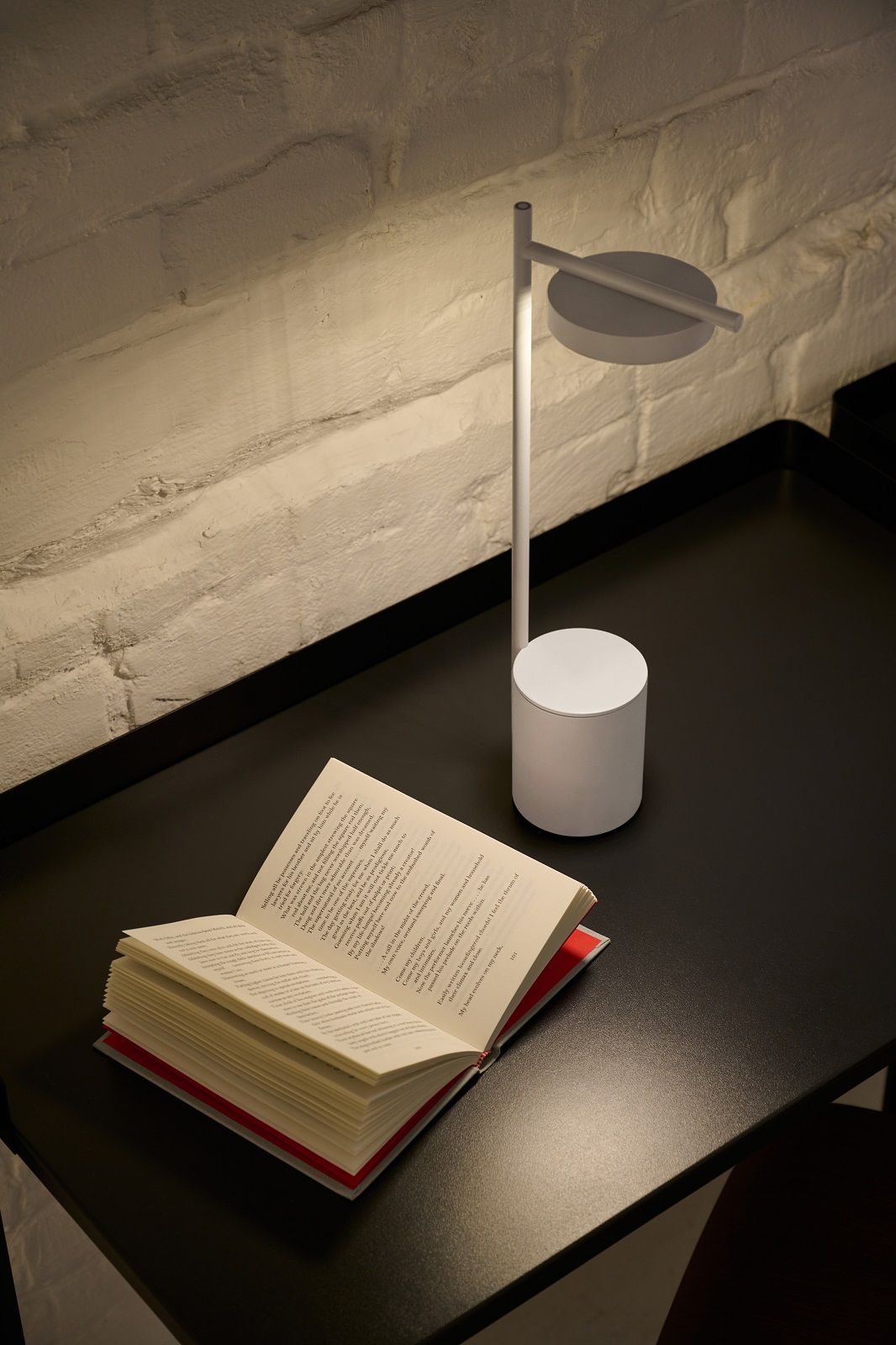 Igram Portable Table Lamp Shape I Akkuleuchte / Tischleuchte Grupa