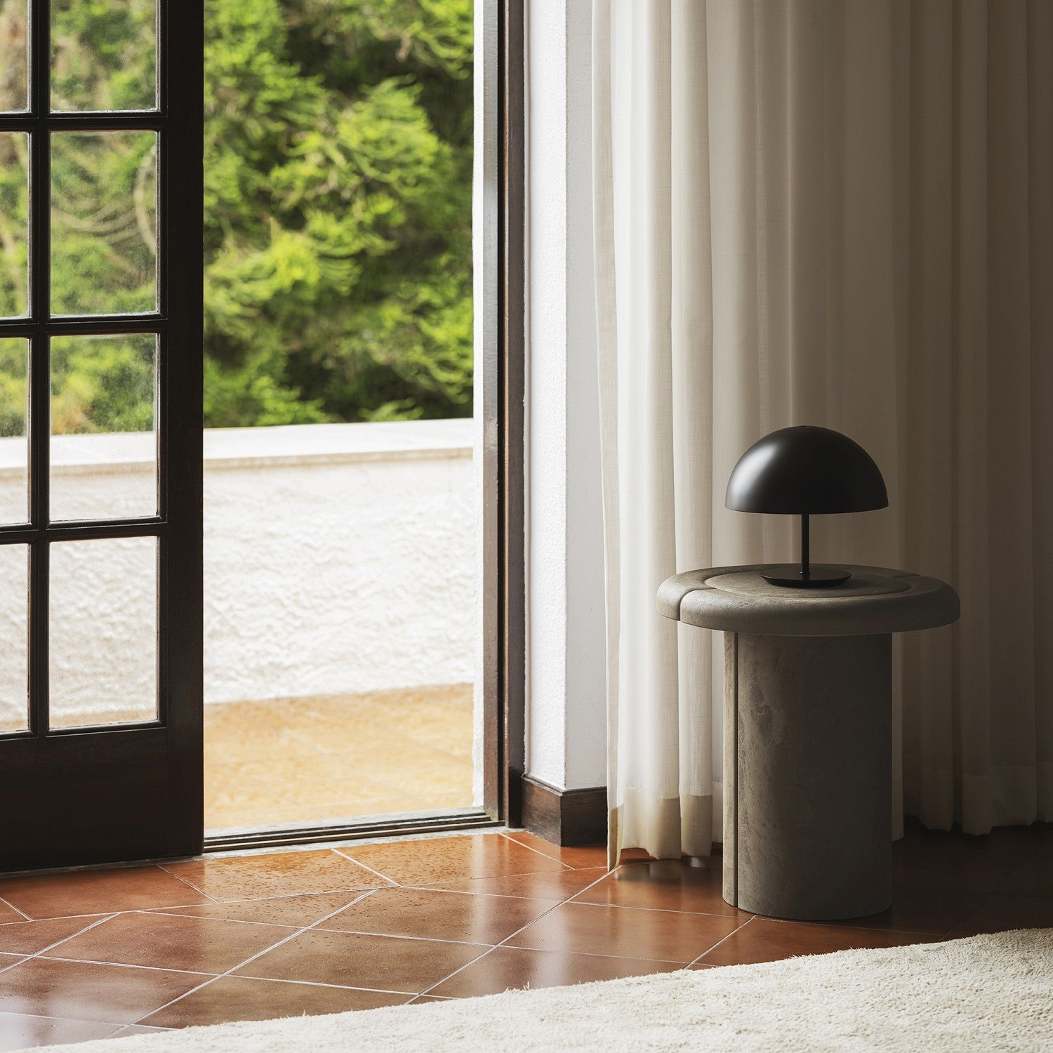Alder Side Table Beistelltisch Indoor / Outdoor Mater