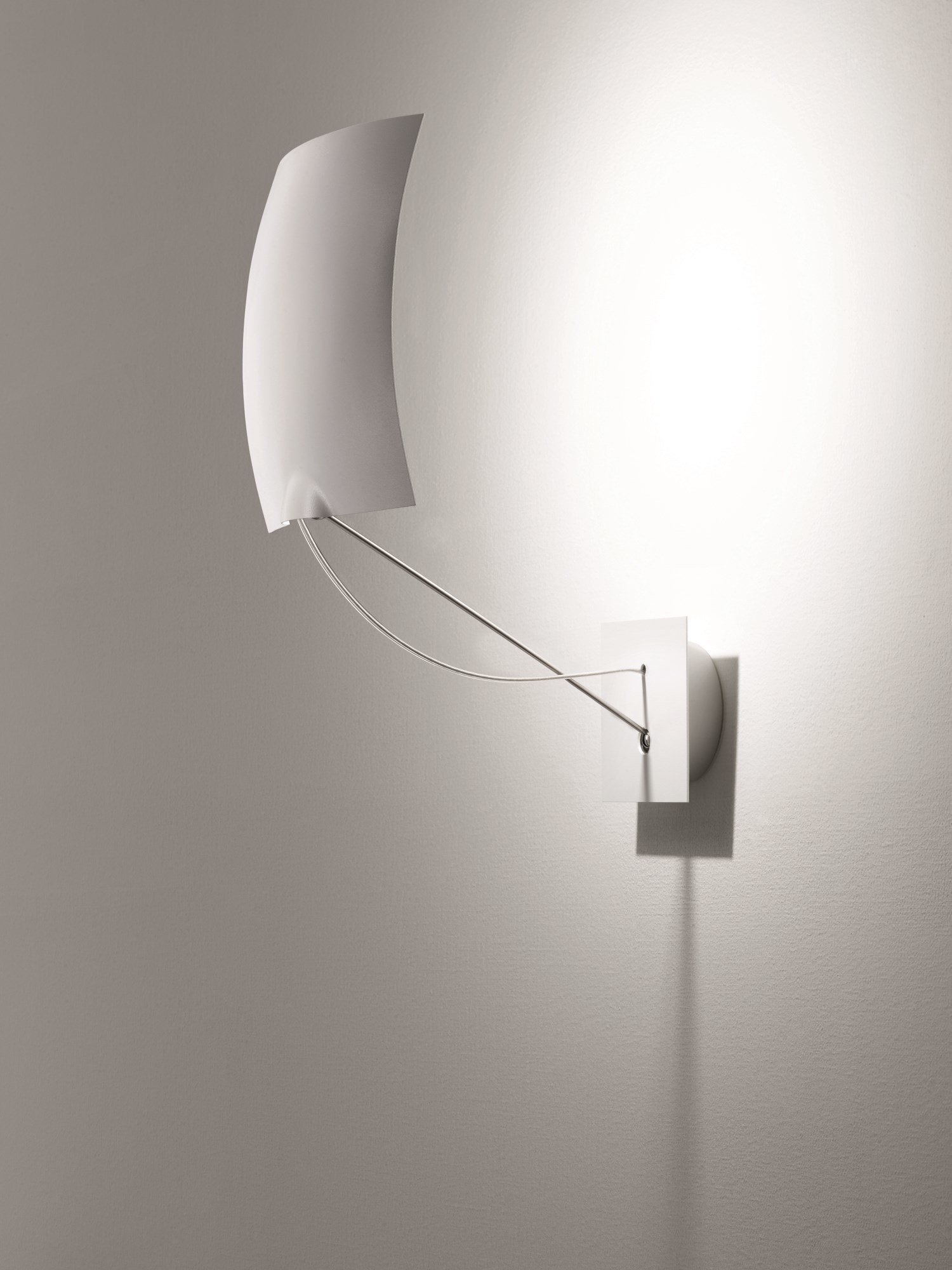 18 x 18 LED Wandleuchte Ingo Maurer