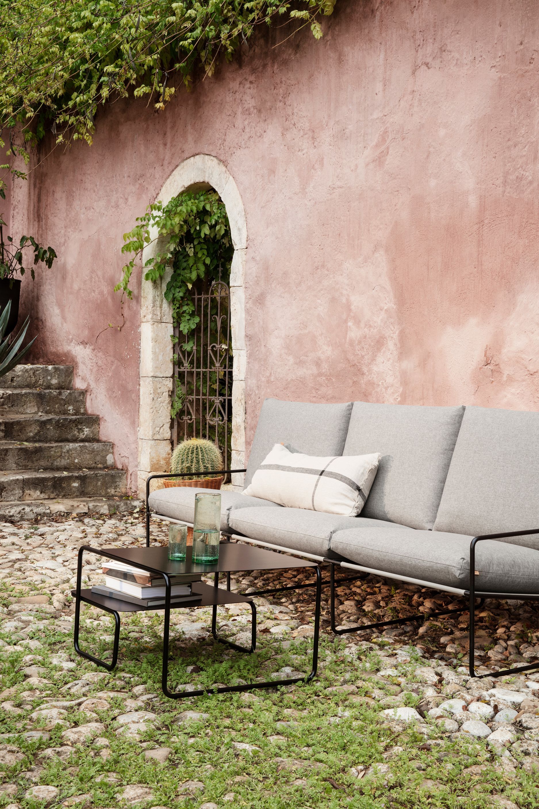 Desert 3-Sitzer Outdoor Sofa Dolce Gestell Cashmere Ferm Living