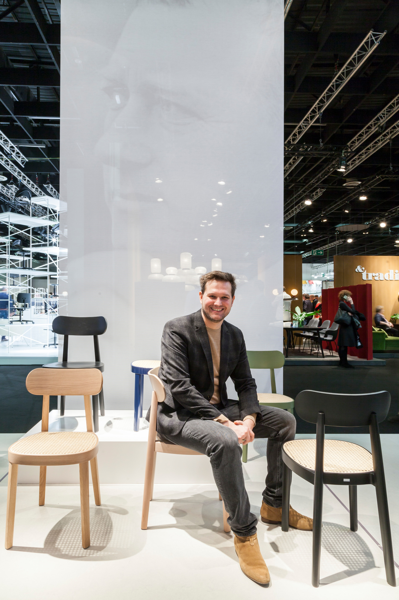 Holzstuhl 118 M Weiss lasiert Thonet