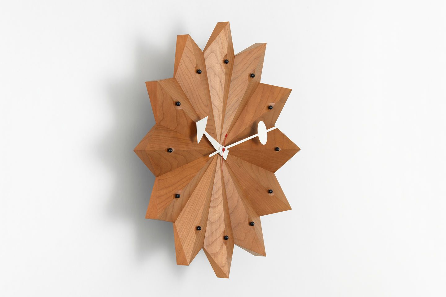 Fan Clock Wanduhr Kirschbaum Vitra